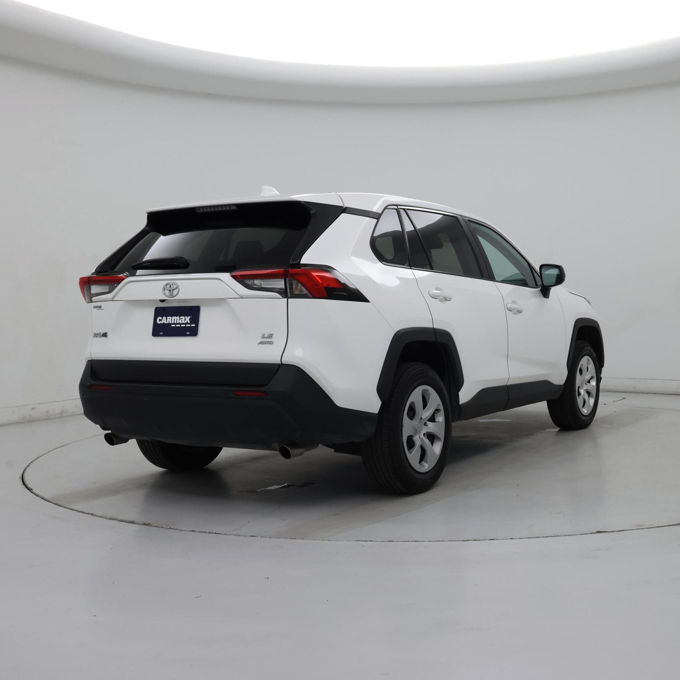 Thumbnail: 2024 Toyota RAV4 - 8