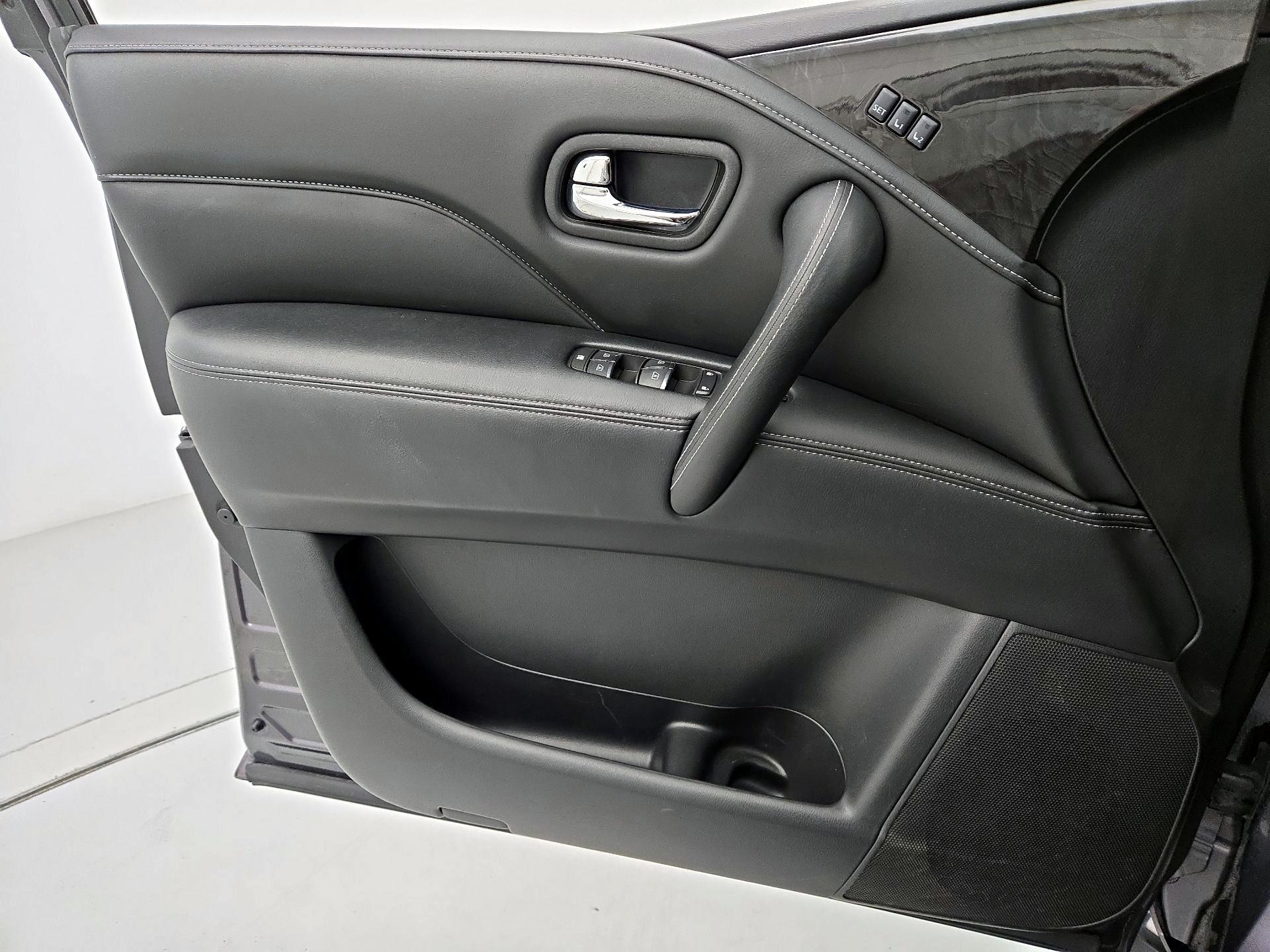 Thumbnail: 2024 INFINITI QX80 - 12