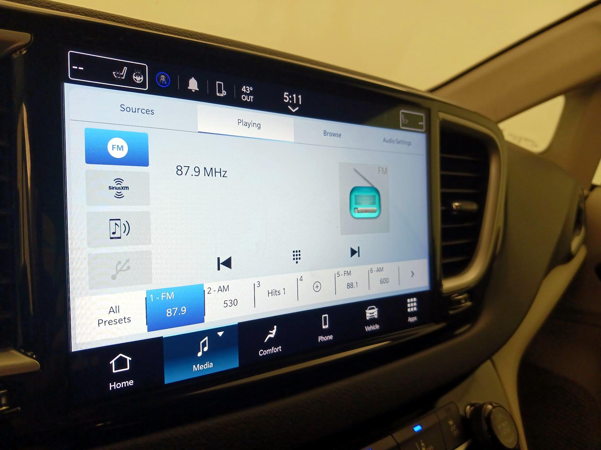 Thumbnail: 2024 Chrysler Pacifica - 15