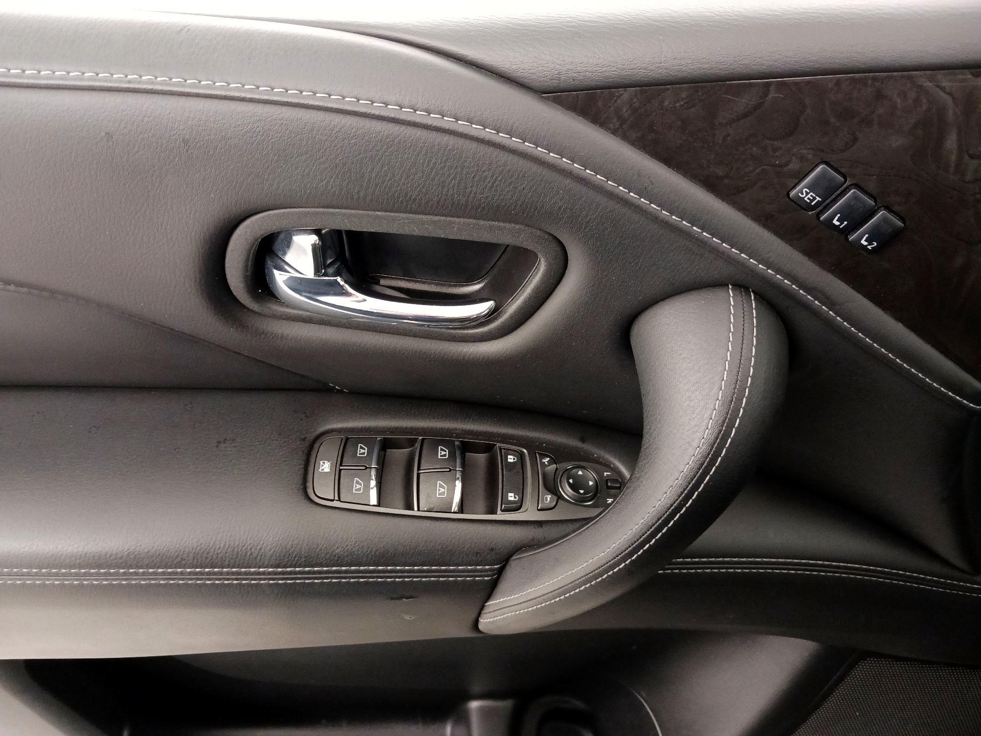 Thumbnail: 2024 INFINITI QX80 - 12