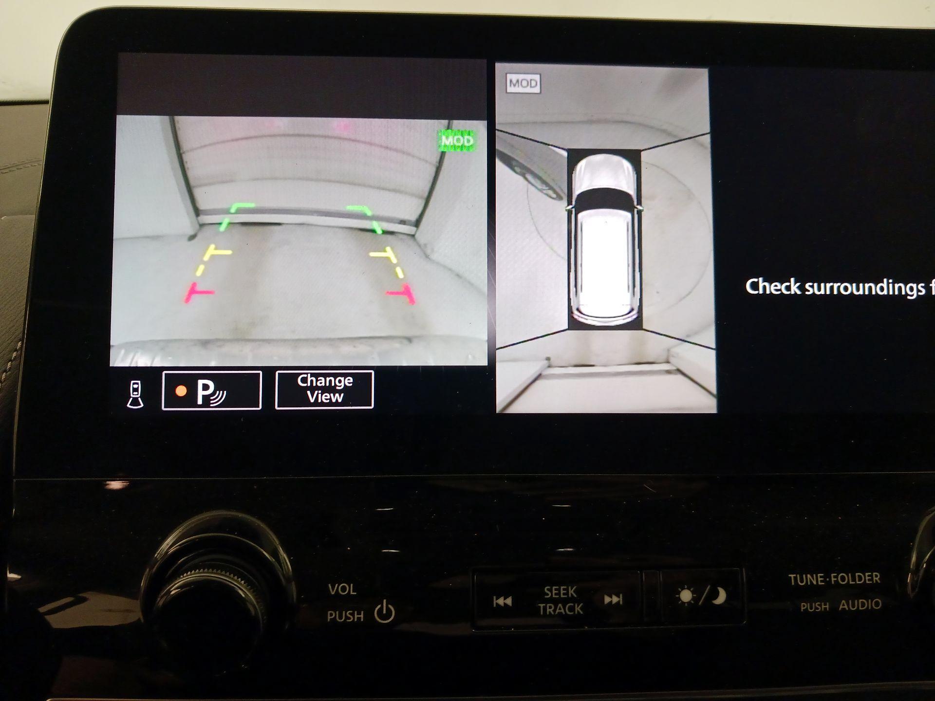 Thumbnail: 2024 INFINITI QX80 - 15