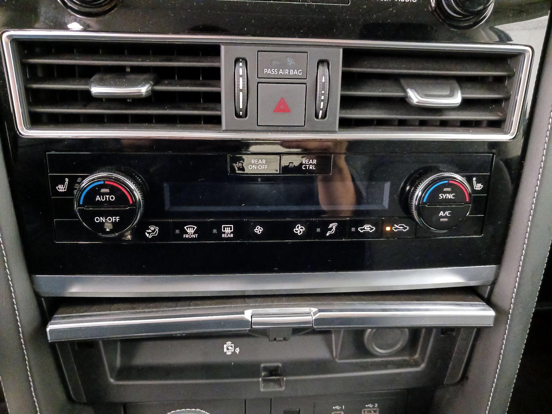 Thumbnail: 2024 INFINITI QX80 - 17