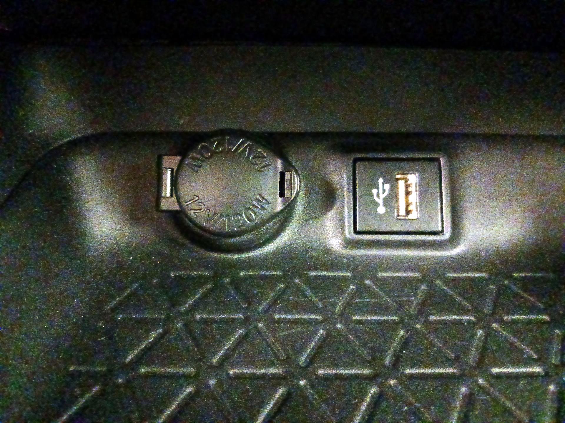 Thumbnail: 2024 Toyota RAV4 - 18