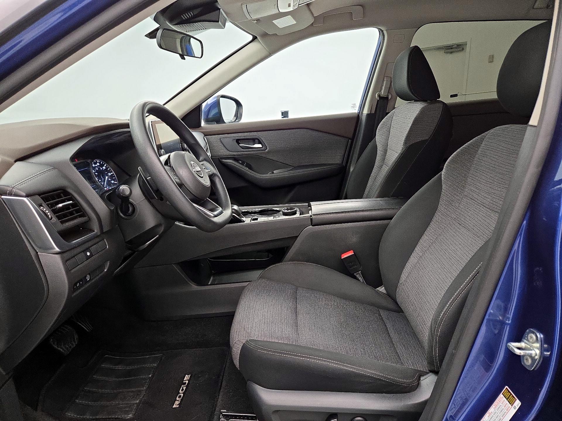 Thumbnail: 2023 Nissan Rogue - 11