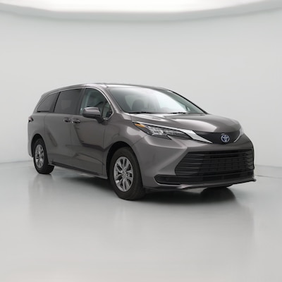 2024 Toyota Sienna LE