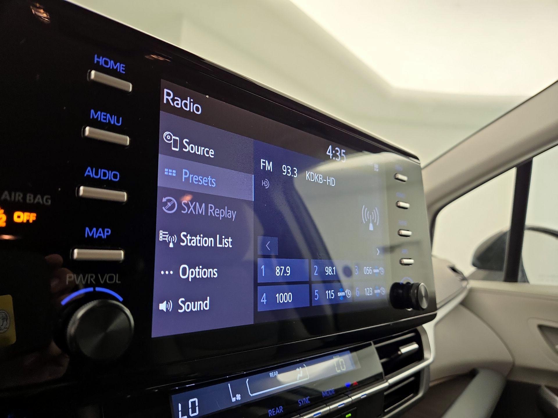 Thumbnail: 2024 Toyota Sienna - 15