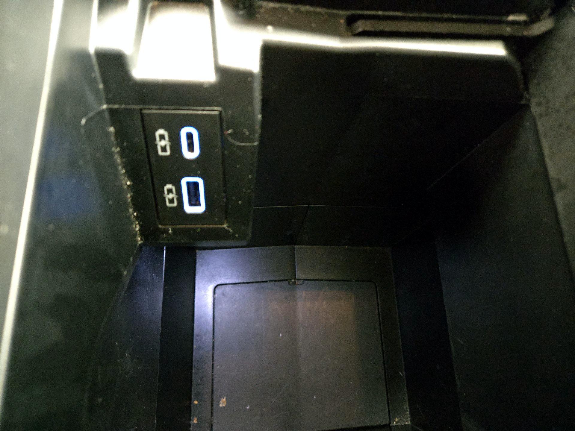 Thumbnail: 2024 Toyota Sienna - 18