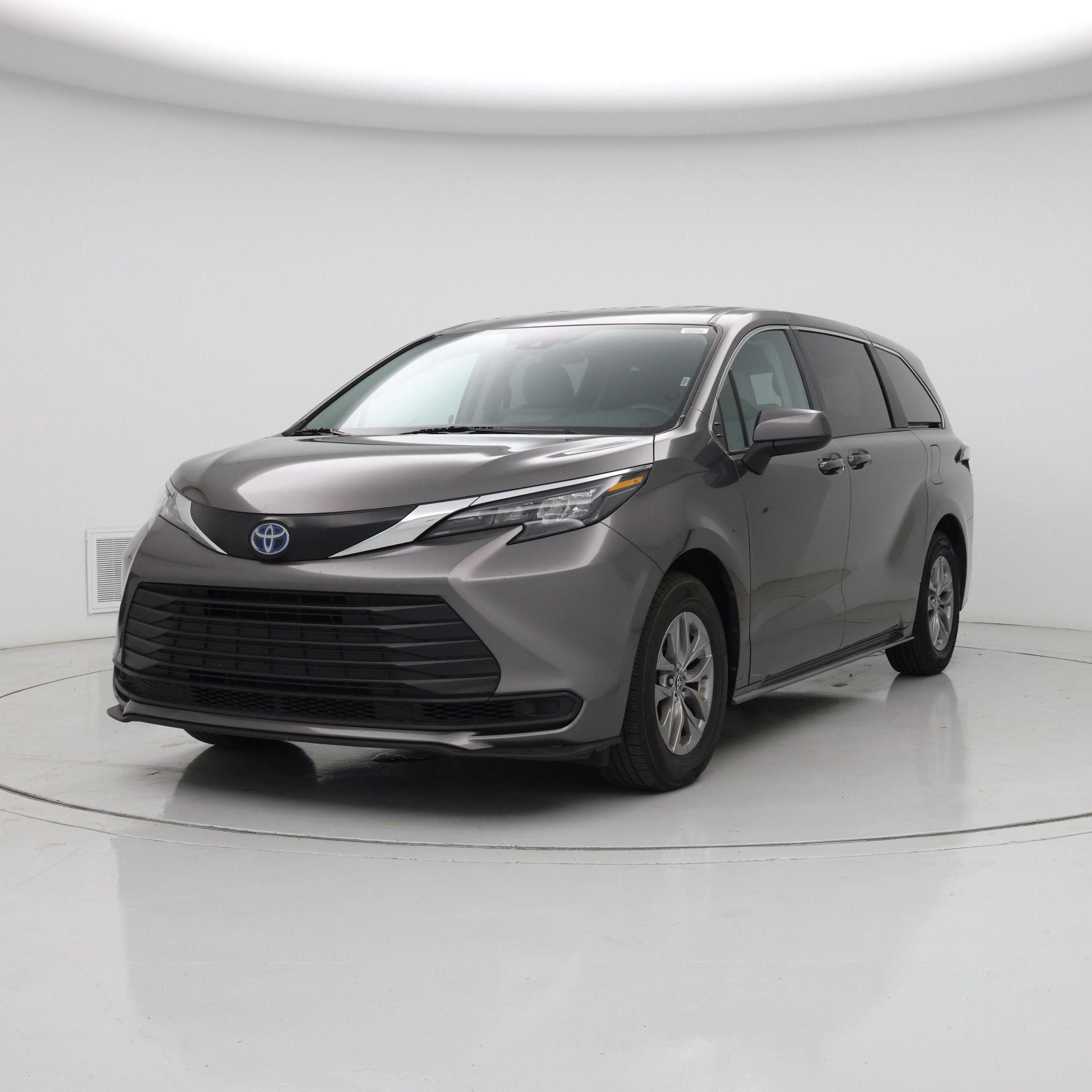 Thumbnail: 2024 Toyota Sienna - 4