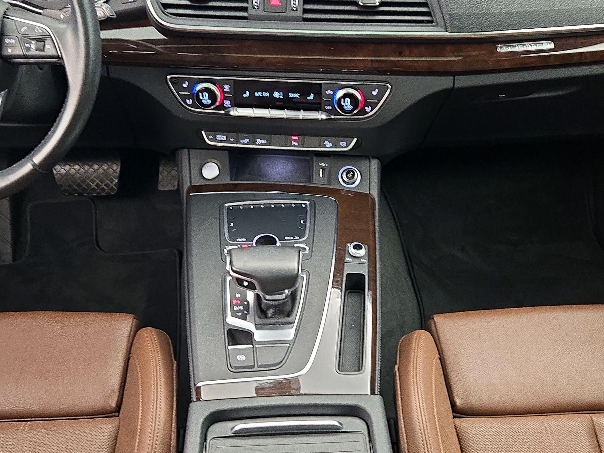 Thumbnail: 2020 Audi Q5 - 18