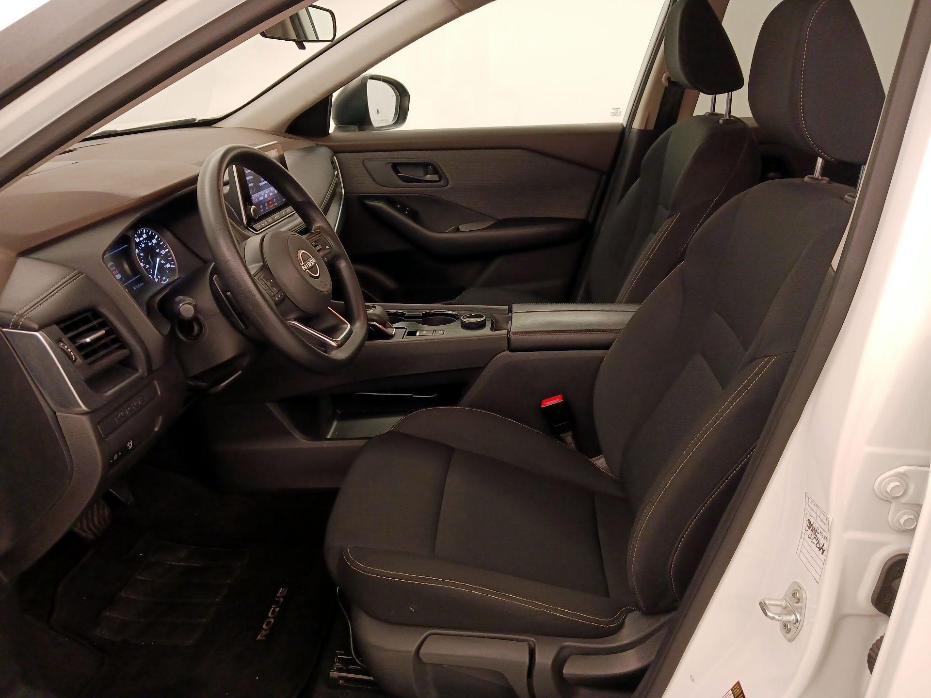 Thumbnail: 2023 Nissan Rogue - 11