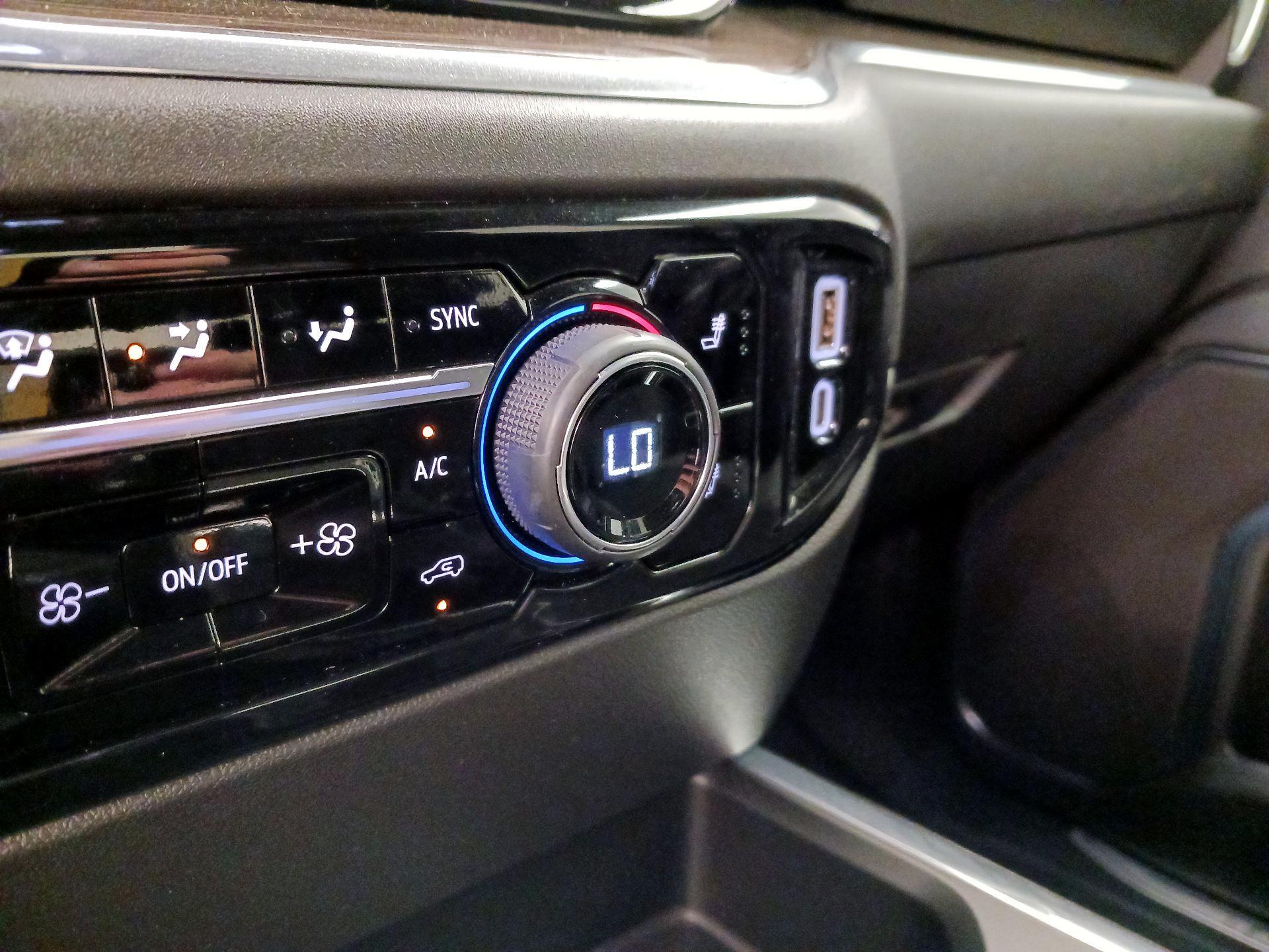 Thumbnail: 2024 Chevrolet Silverado 1500 - 18