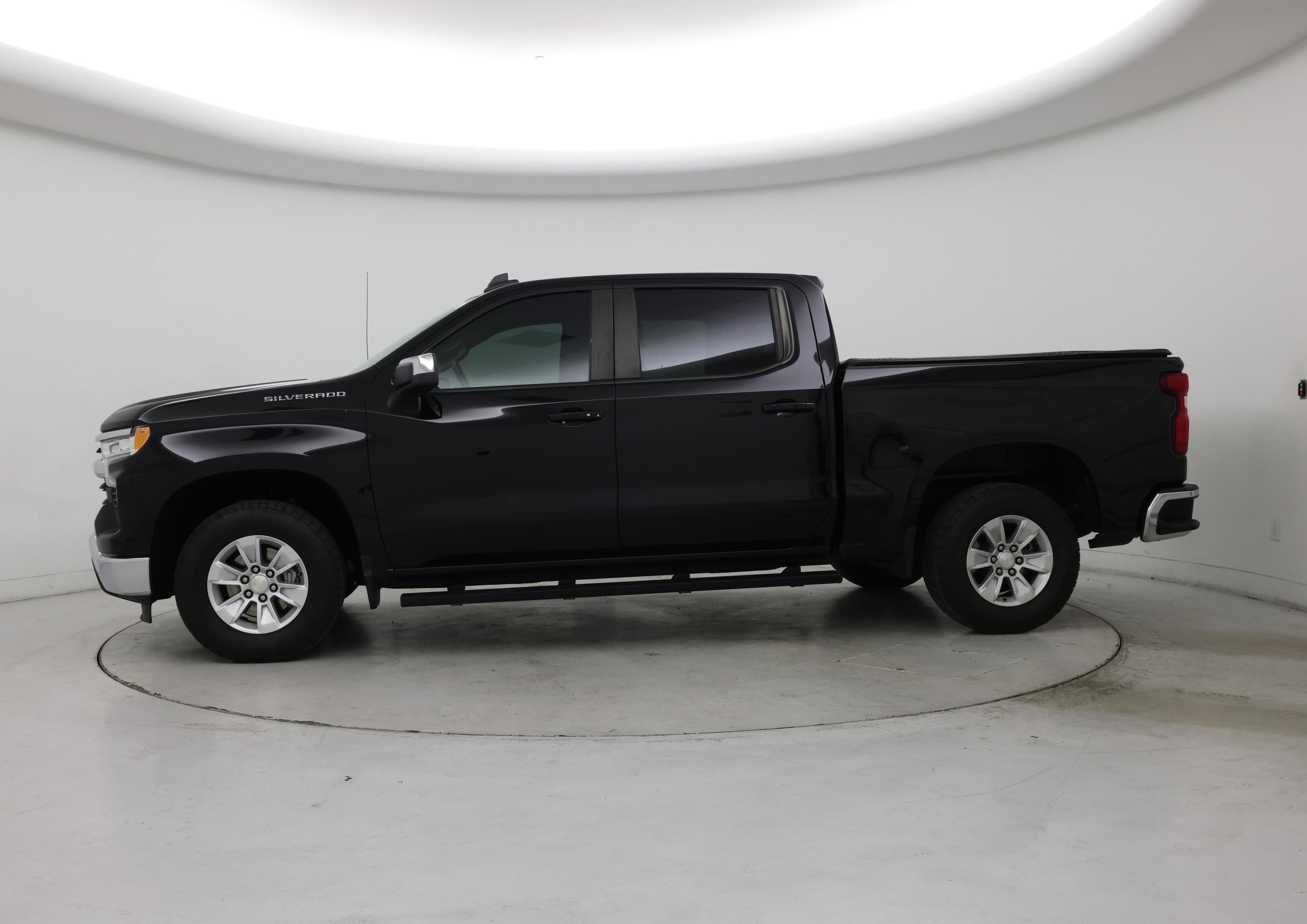 Thumbnail: 2024 Chevrolet Silverado 1500 - 3