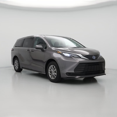 2024 Toyota Sienna Hybrid LE