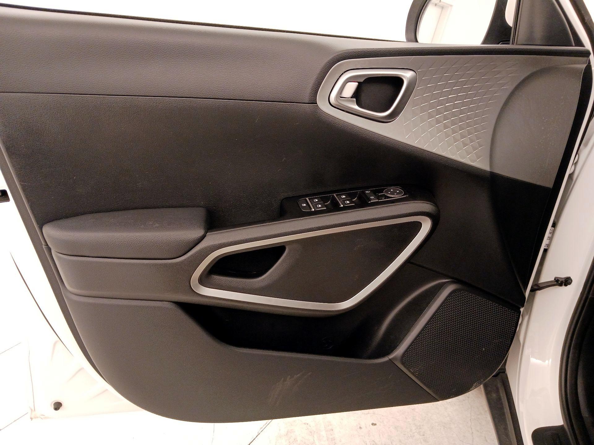 Thumbnail: 2024 Kia Soul - 12