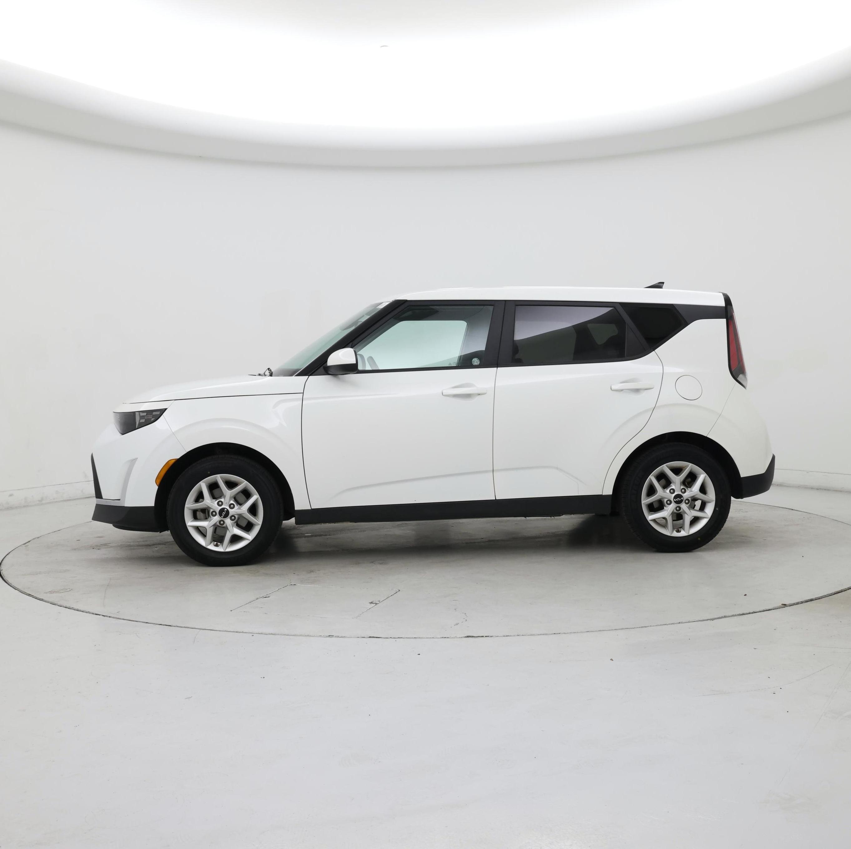 Thumbnail: 2024 Kia Soul - 3