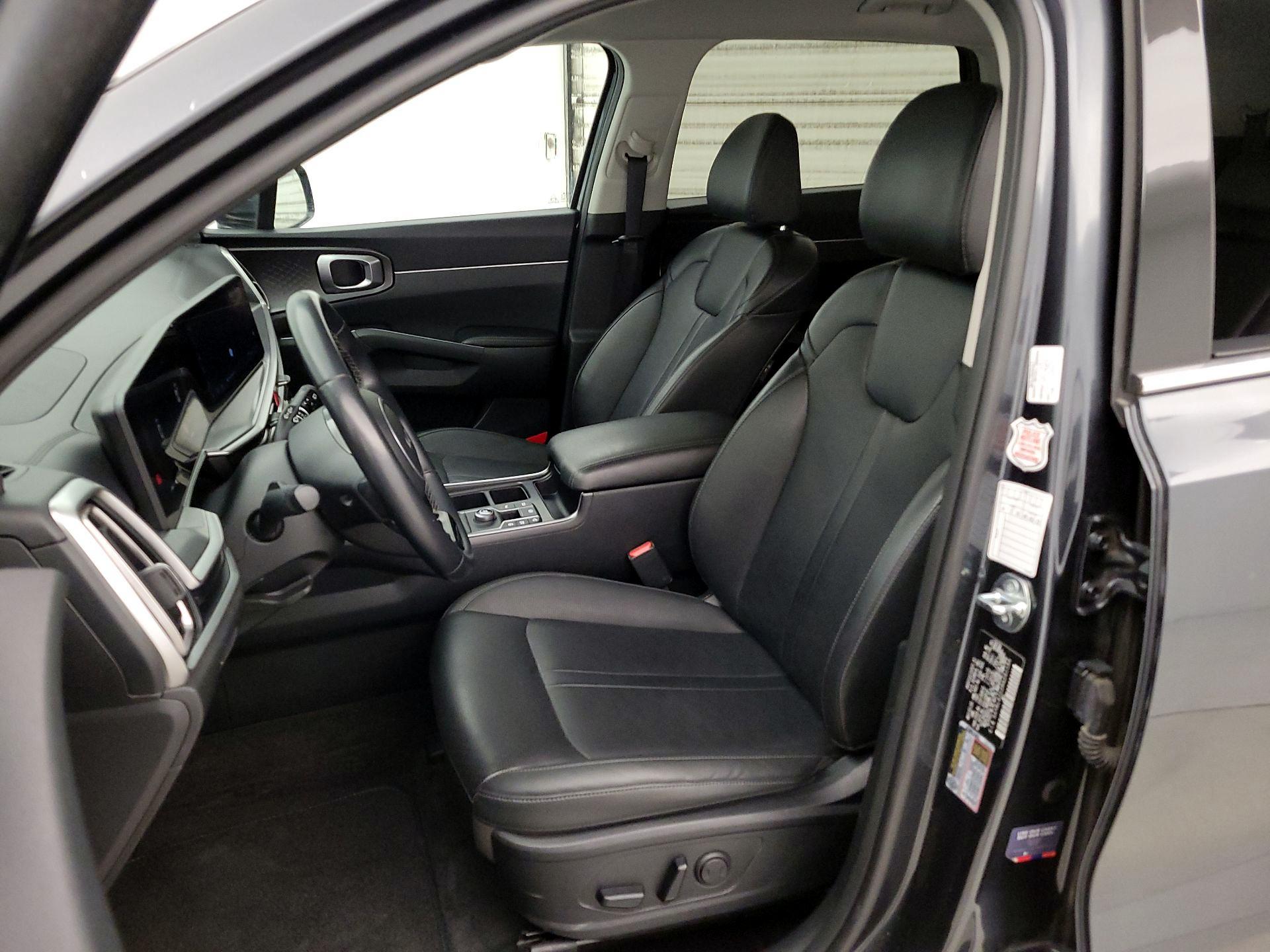 Thumbnail: 2024 Kia Sorento - 11