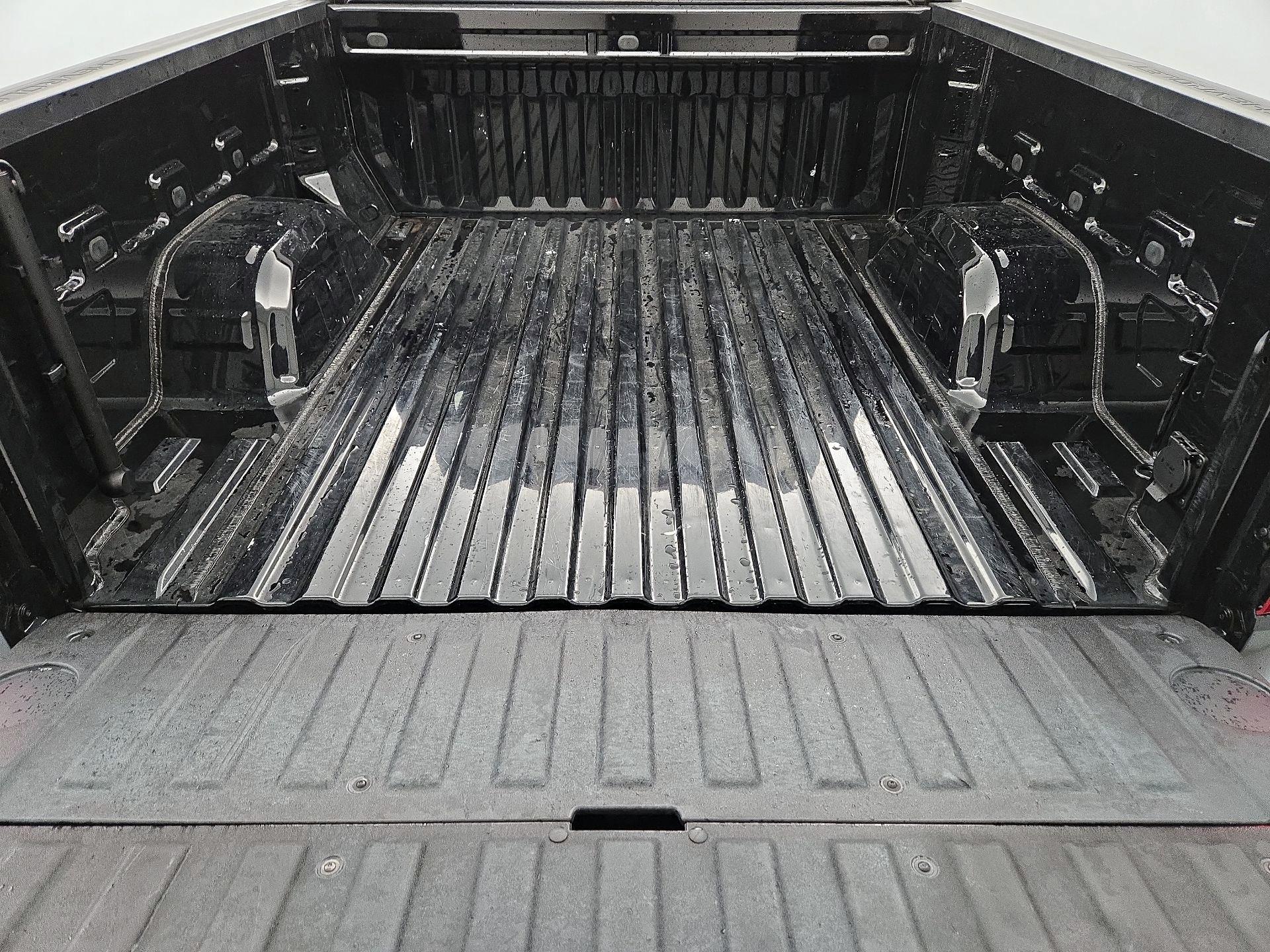 Thumbnail: 2025 Chevrolet Silverado 1500 - 20