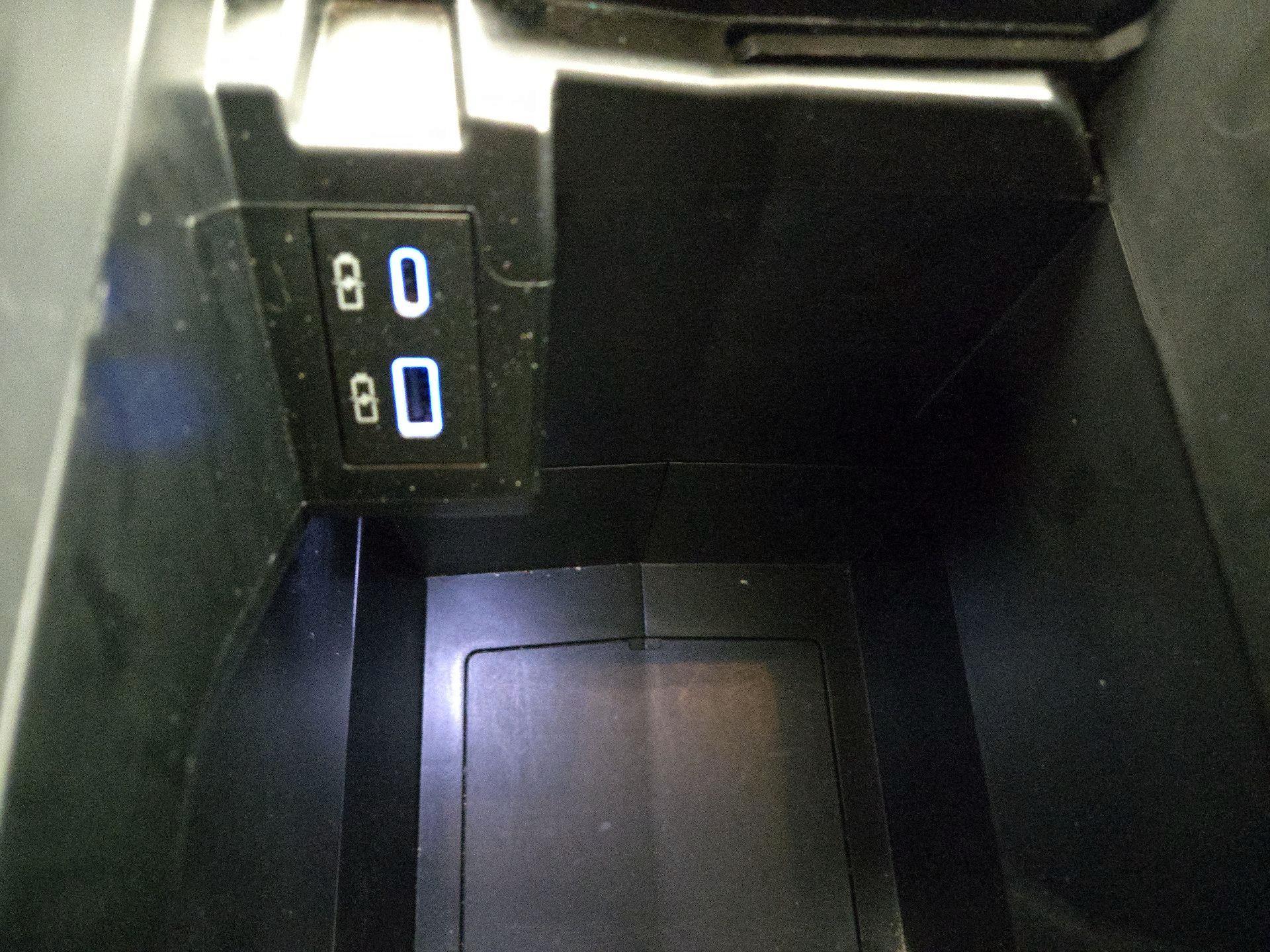 Thumbnail: 2024 Toyota Sienna - 18