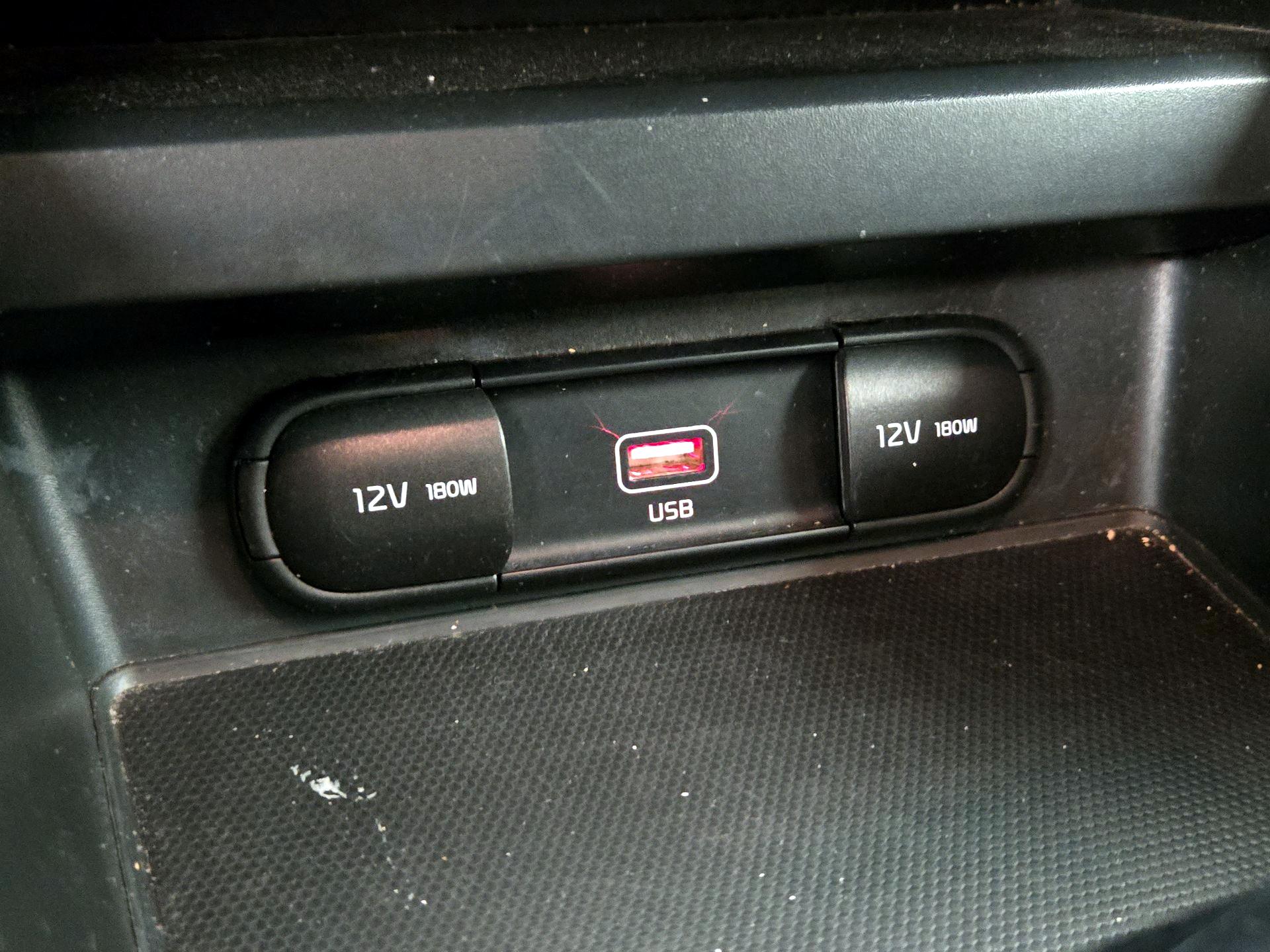 Thumbnail: 2022 Kia Soul - 18