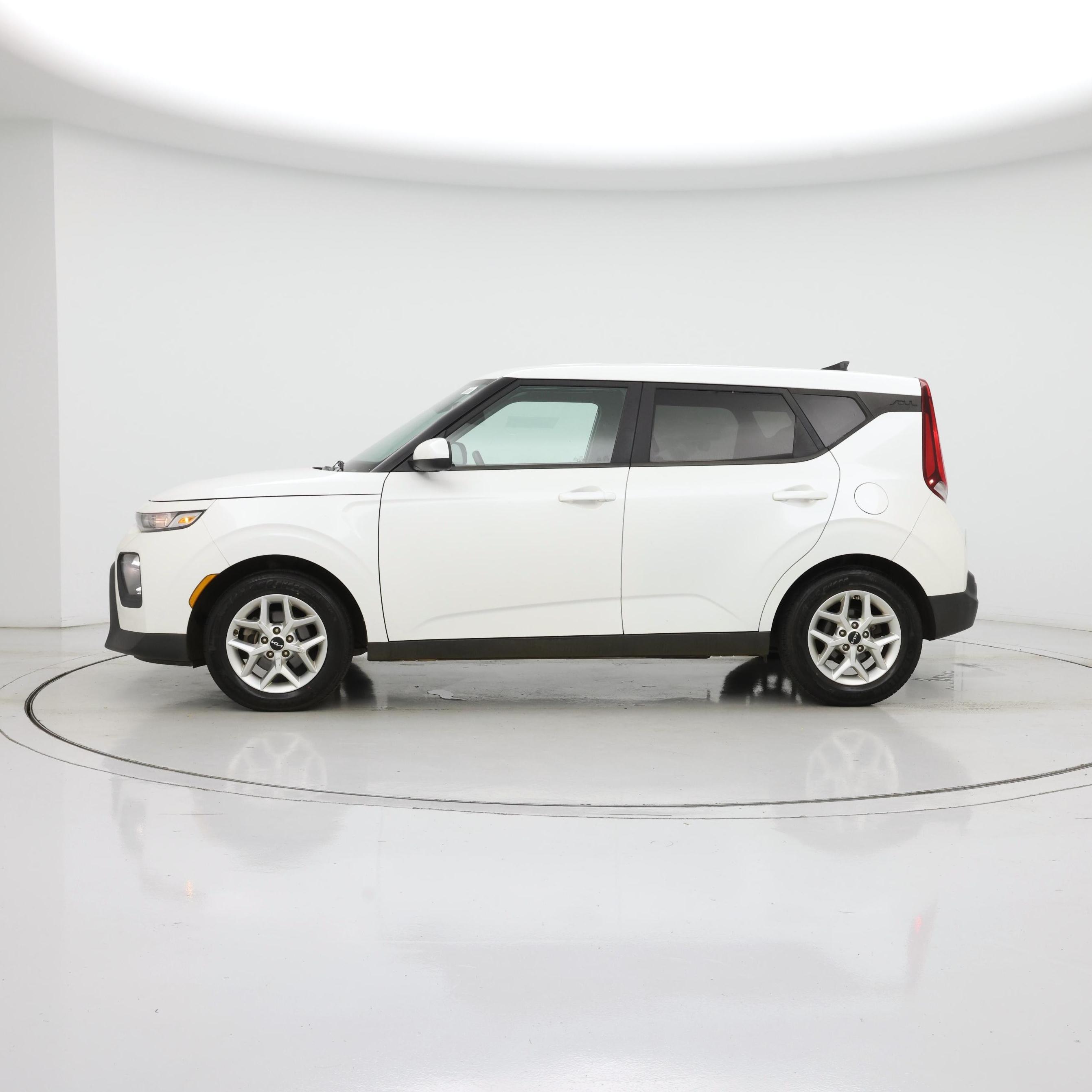 Thumbnail: 2022 Kia Soul - 3