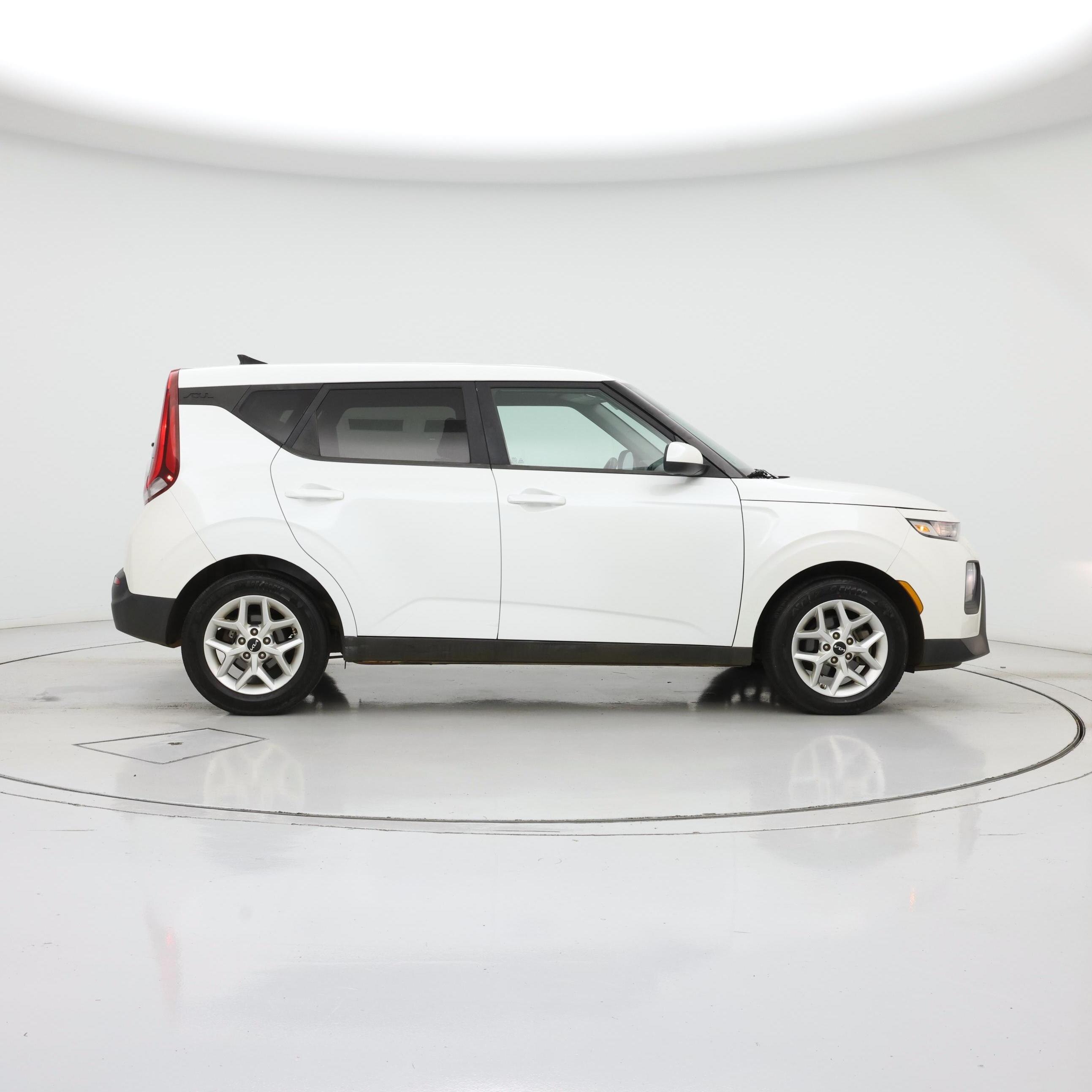 Thumbnail: 2022 Kia Soul - 7