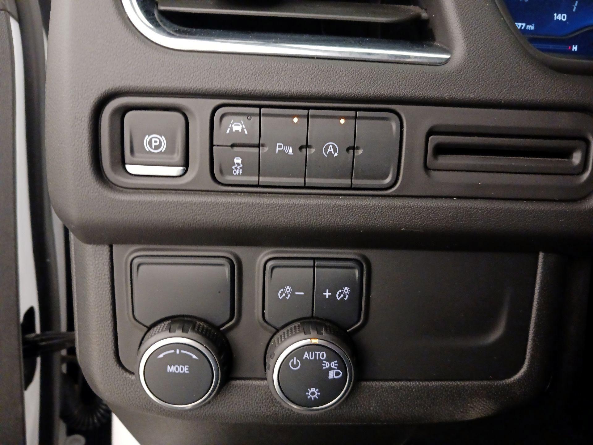 Thumbnail: 2024 Chevrolet Tahoe - 13