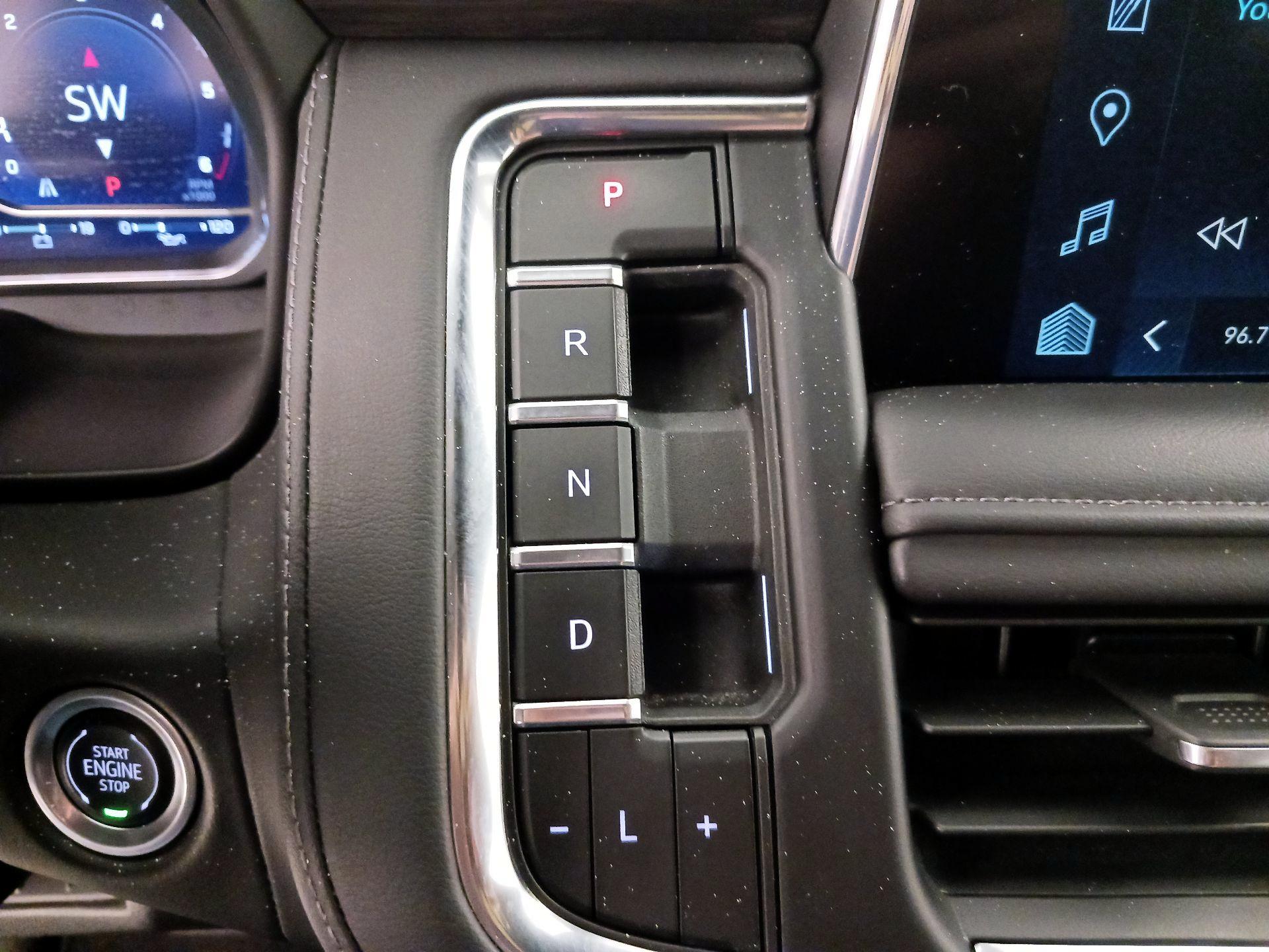 Thumbnail: 2024 Chevrolet Tahoe - 17