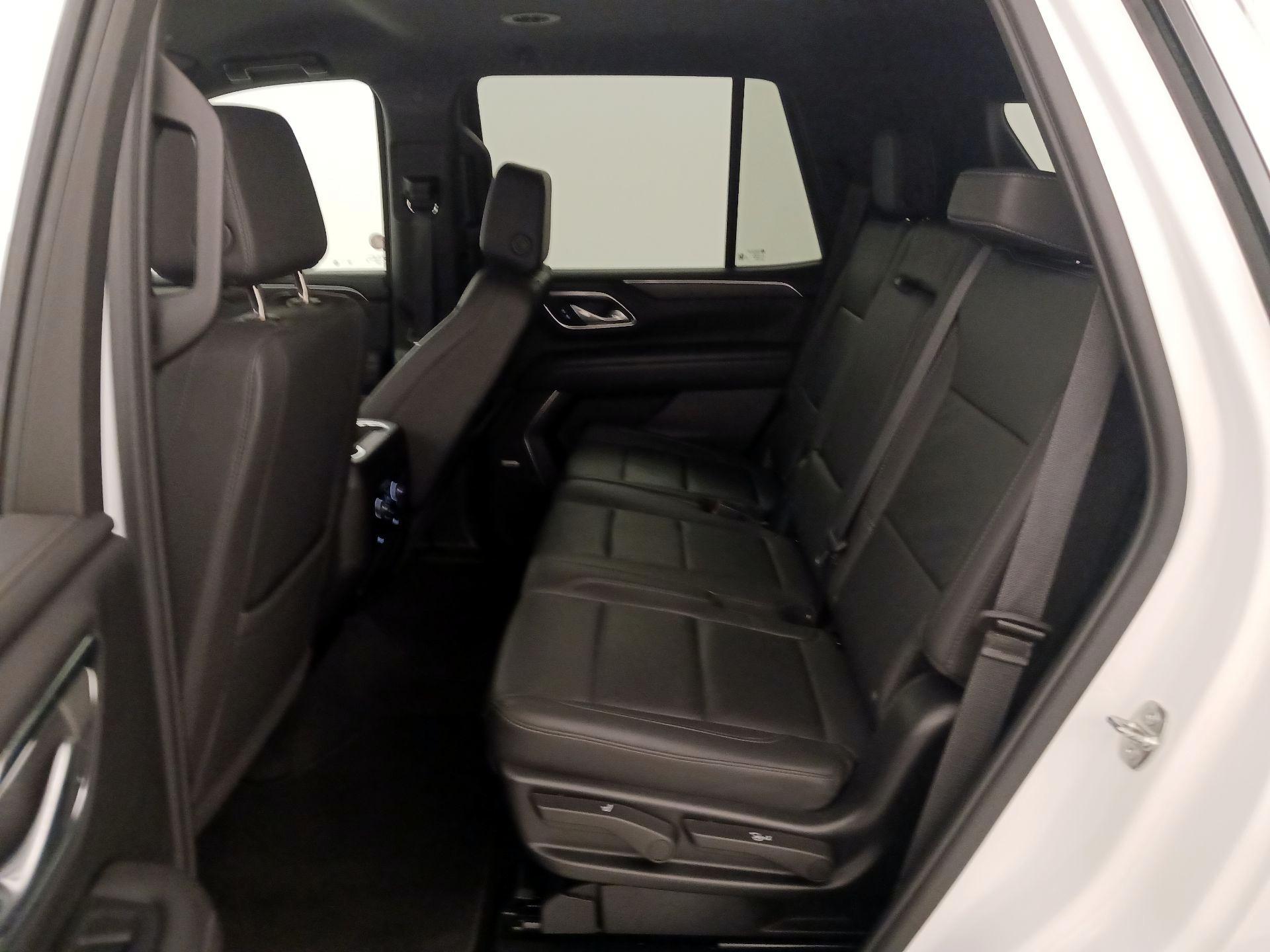 Thumbnail: 2024 Chevrolet Tahoe - 19