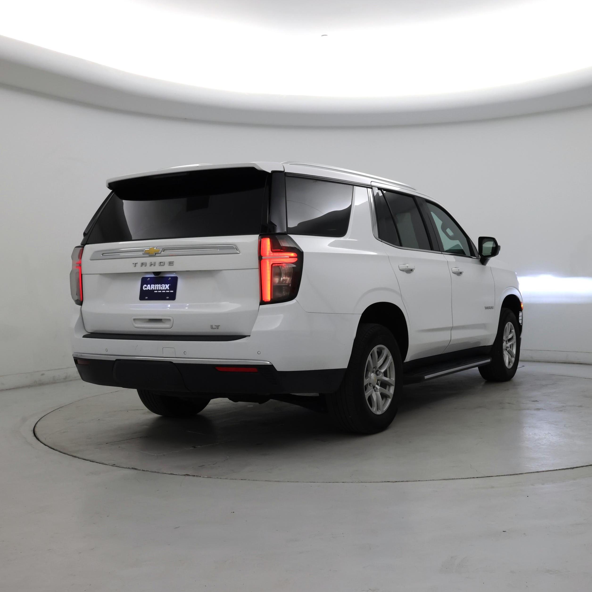 Thumbnail: 2024 Chevrolet Tahoe - 8