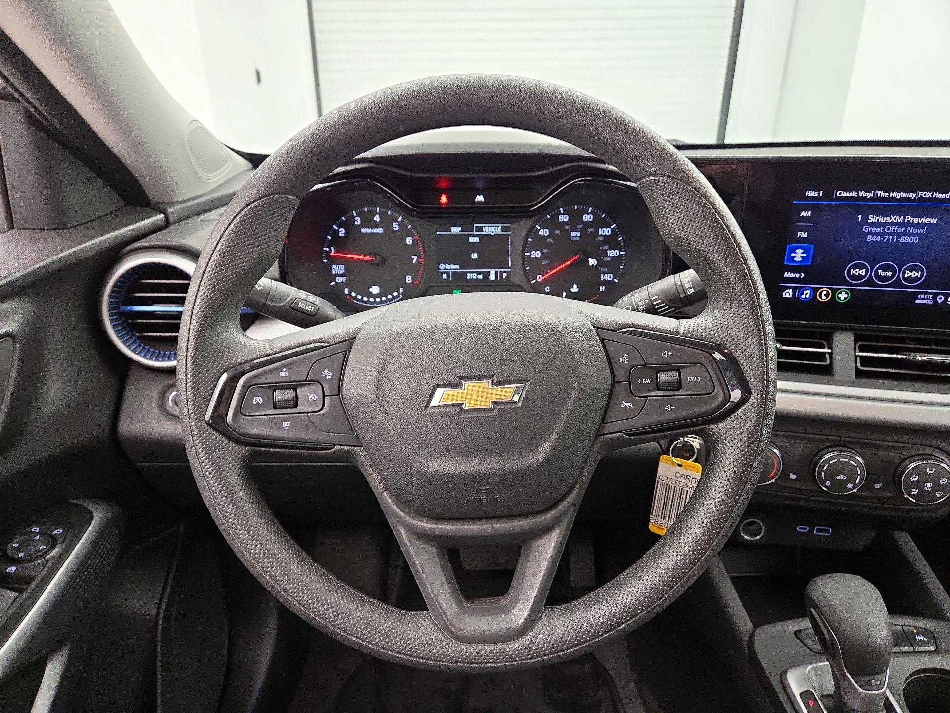 Thumbnail: 2024 Chevrolet Trax - 10