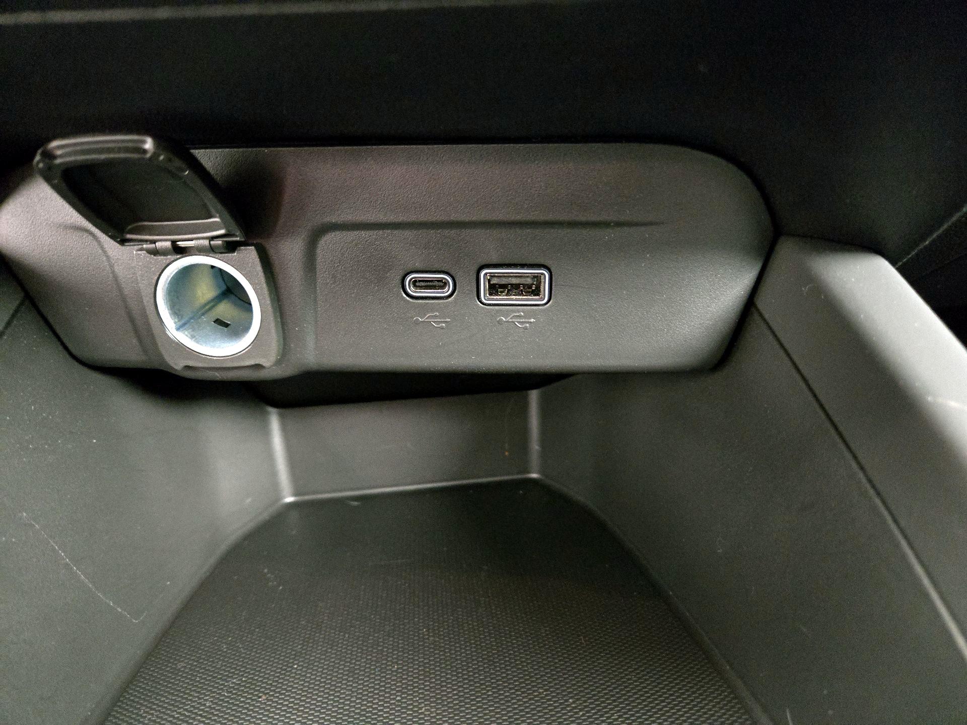 Thumbnail: 2024 Chevrolet Trax - 18