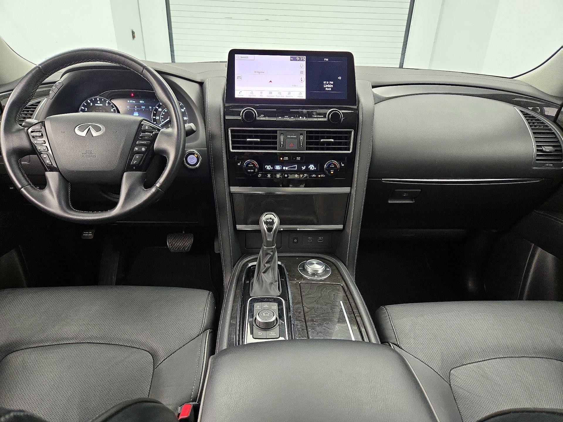 Thumbnail: 2024 INFINITI QX80 - 9