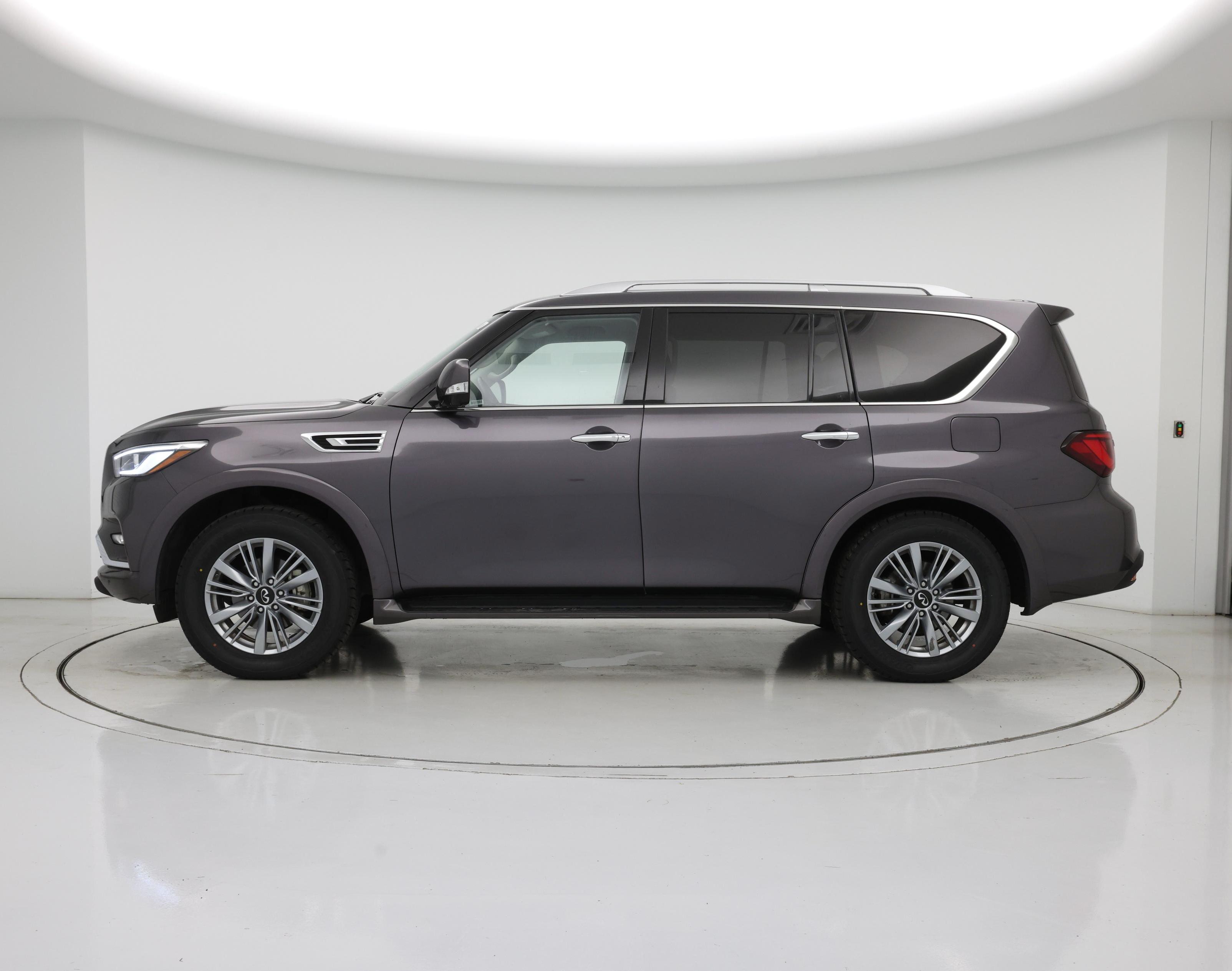 Thumbnail: 2024 INFINITI QX80 - 3