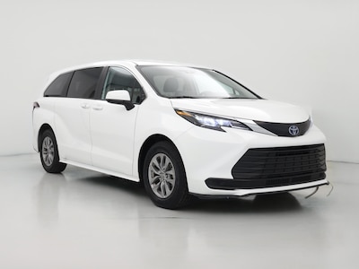 2024 Toyota Sienna Hybrid LE