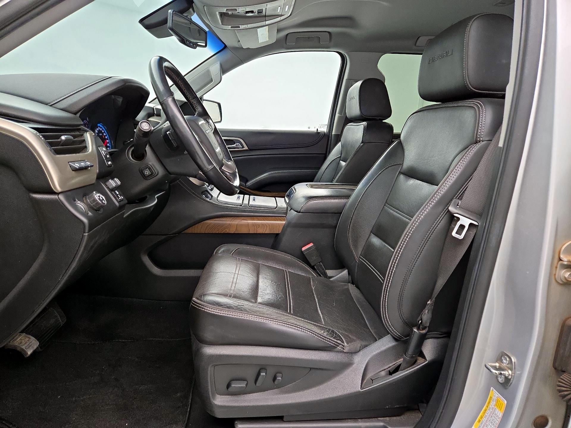 Thumbnail: 2020 GMC Yukon XL - 11