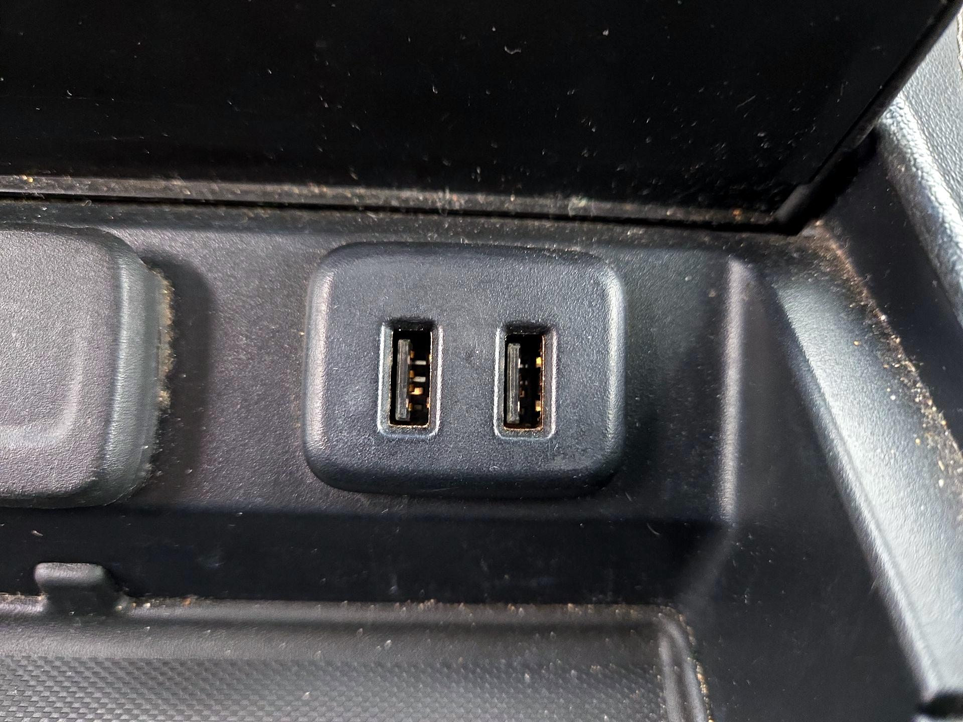 Thumbnail: 2020 GMC Yukon XL - 19