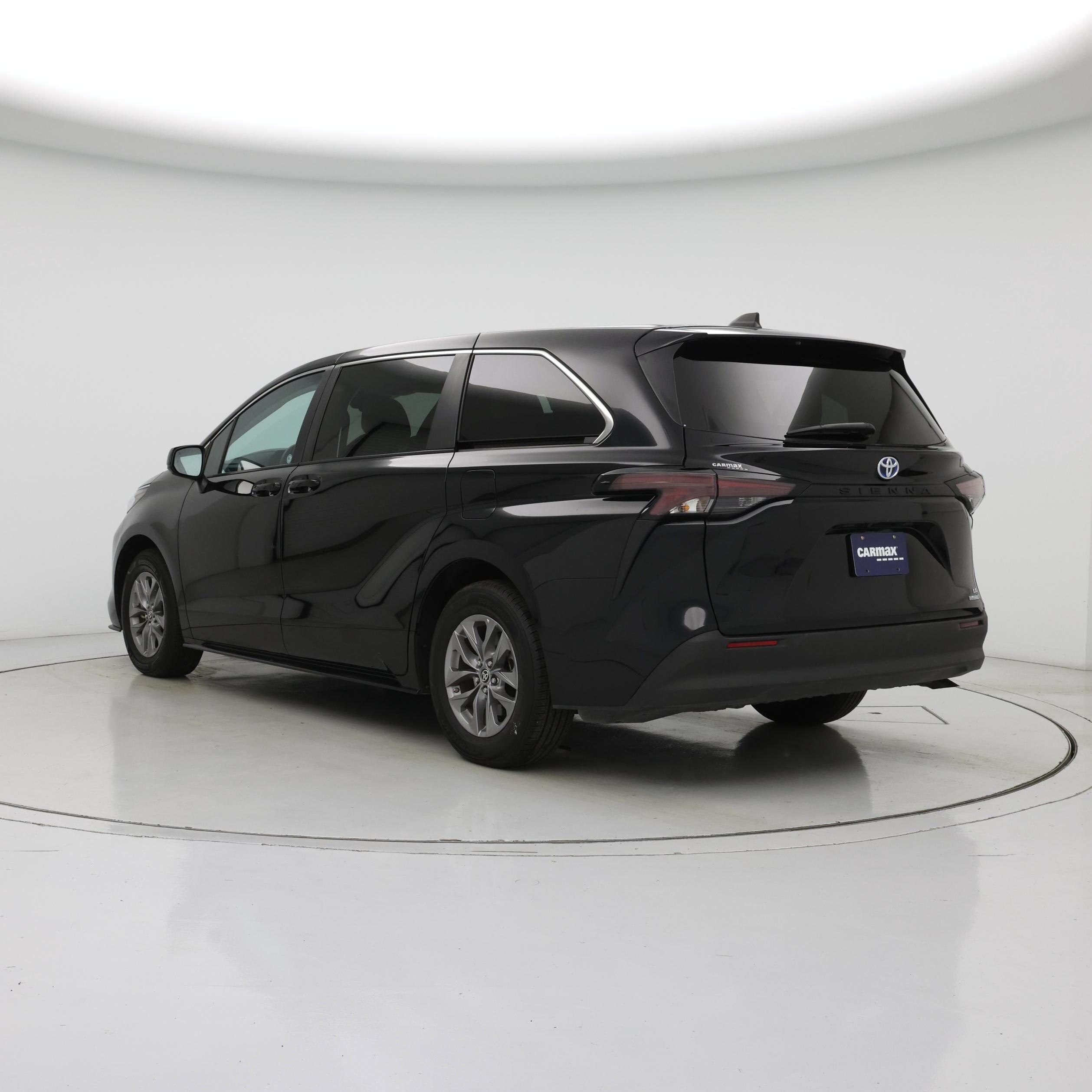 Thumbnail: 2024 Toyota Sienna - 2