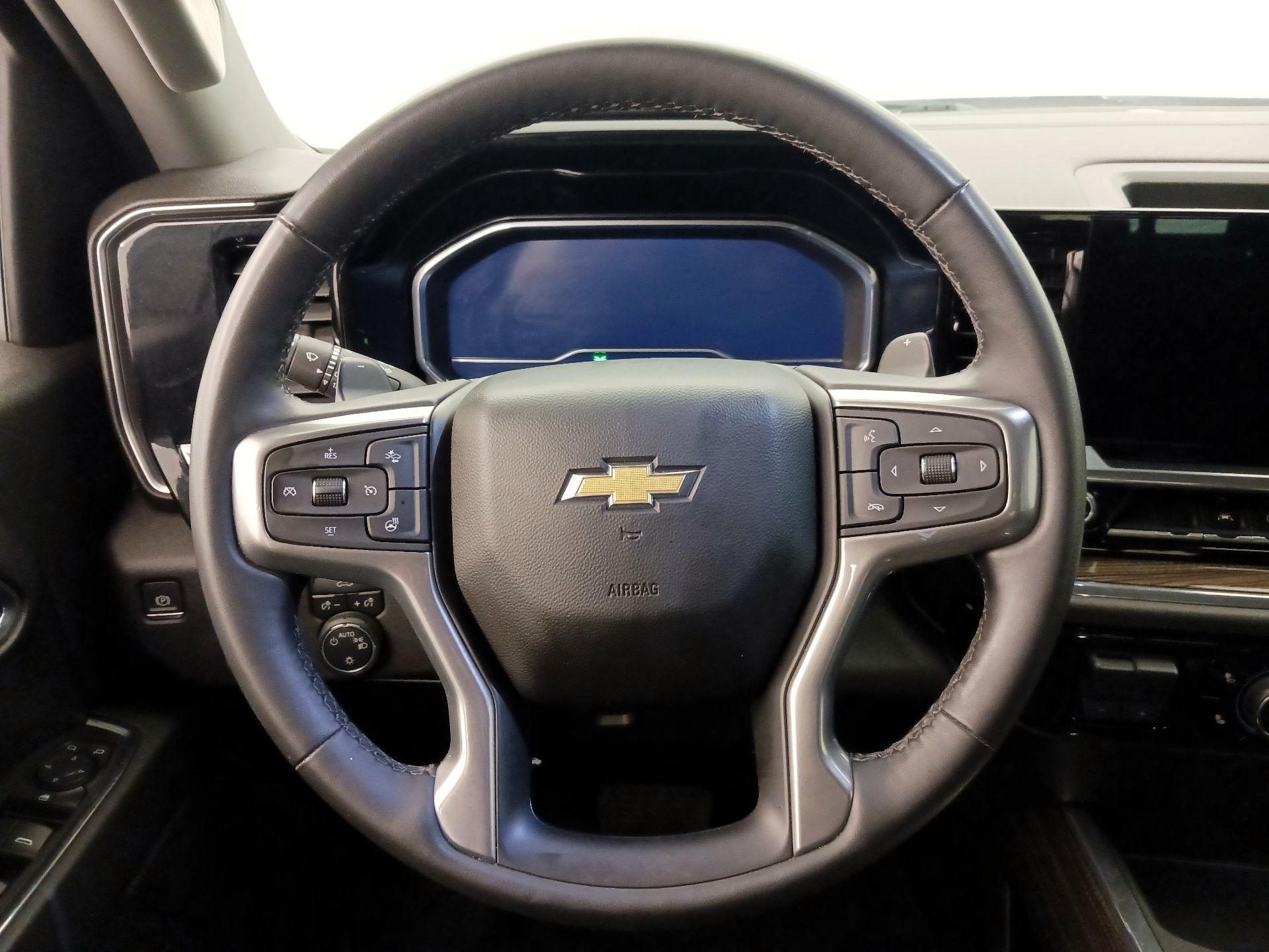 Thumbnail: 2023 Chevrolet Silverado 1500 - 10