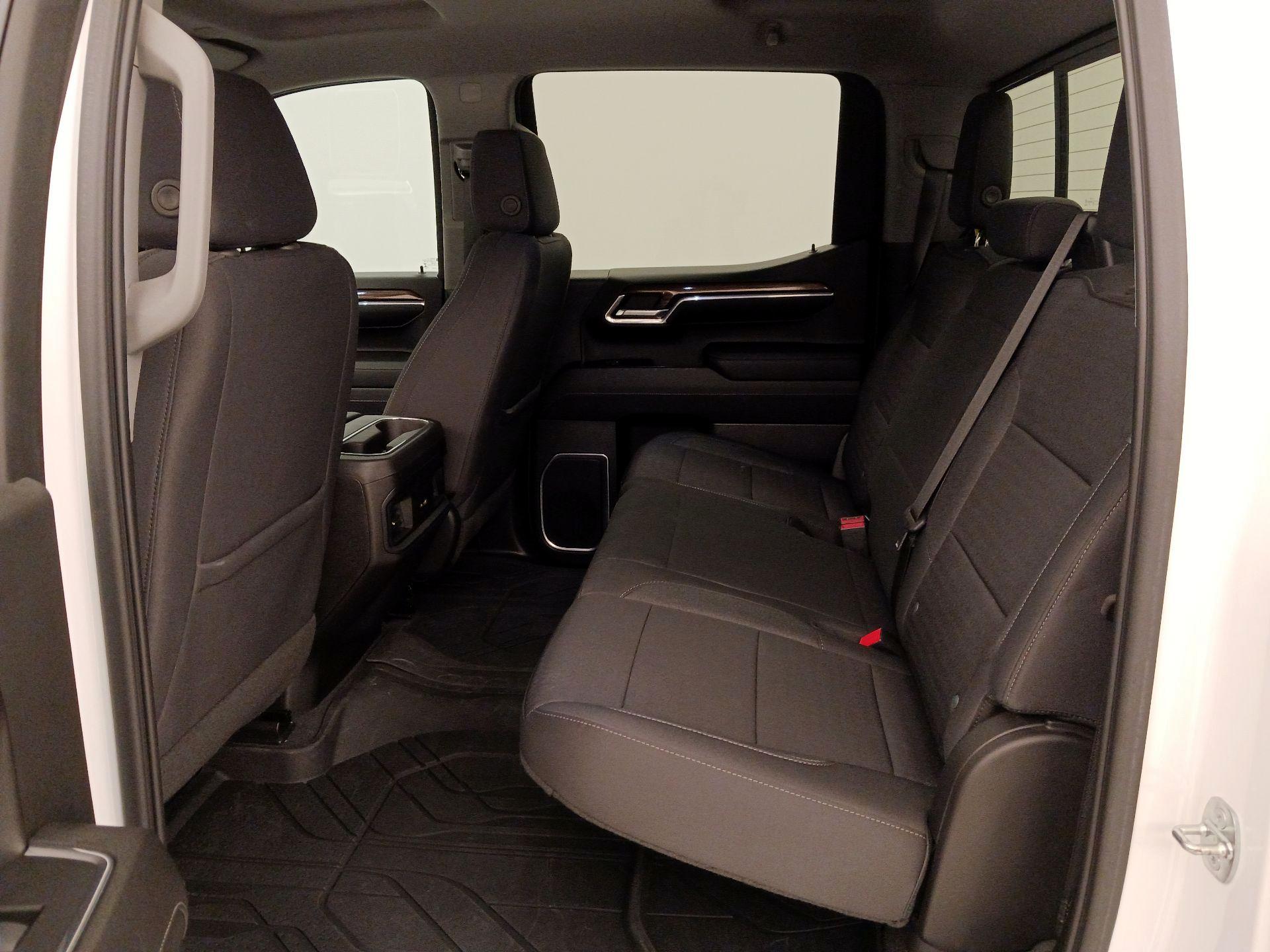 Thumbnail: 2023 Chevrolet Silverado 1500 - 20