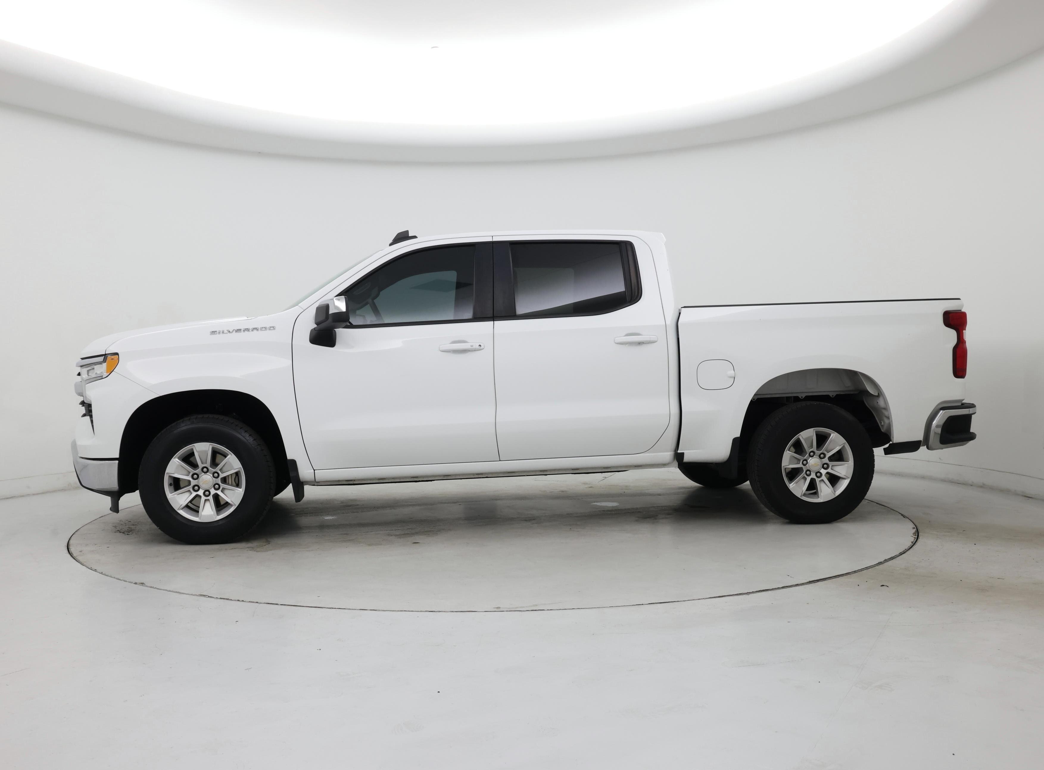 Thumbnail: 2023 Chevrolet Silverado 1500 - 3