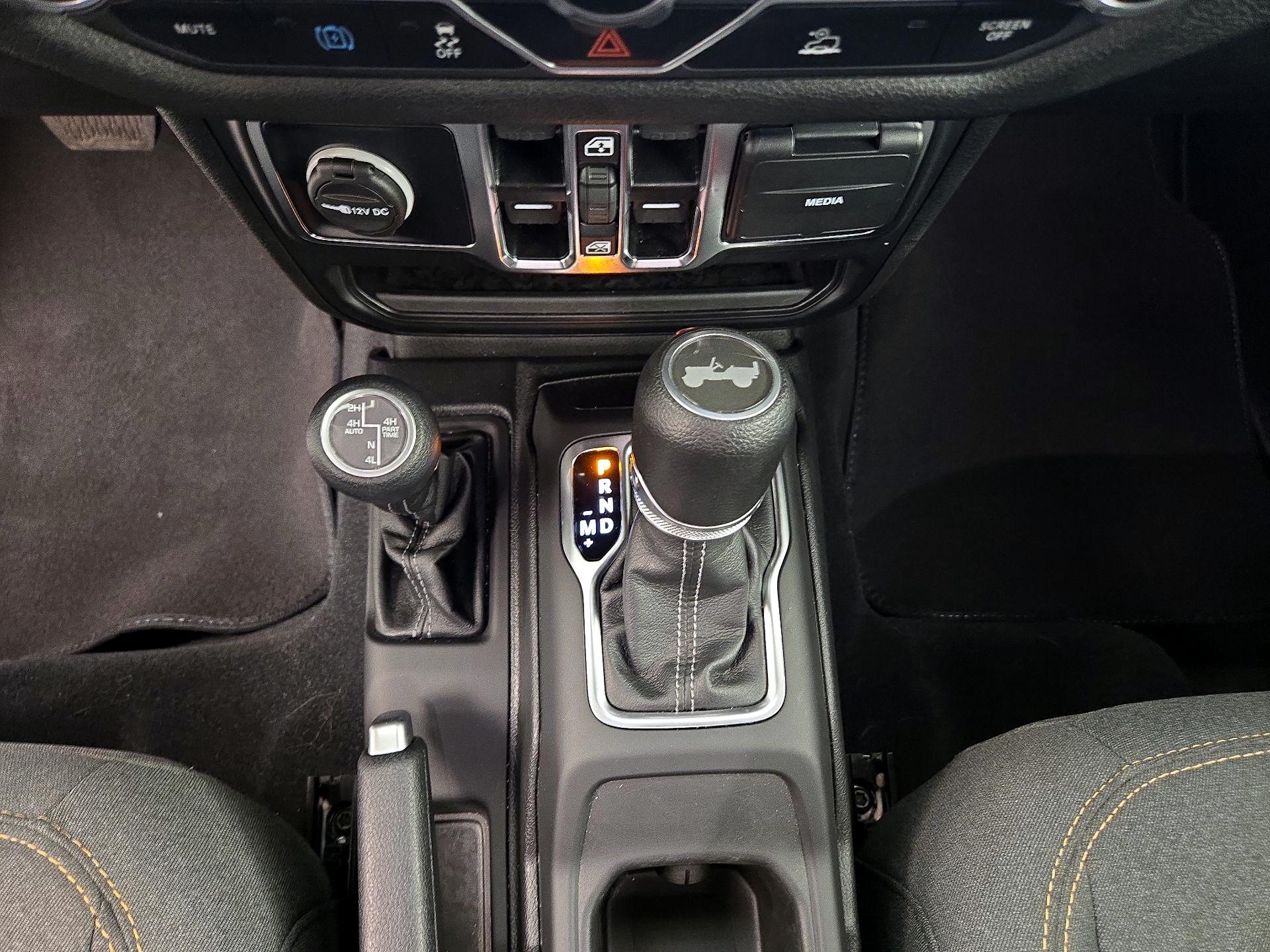 Thumbnail: 2024 Jeep Wrangler - 17