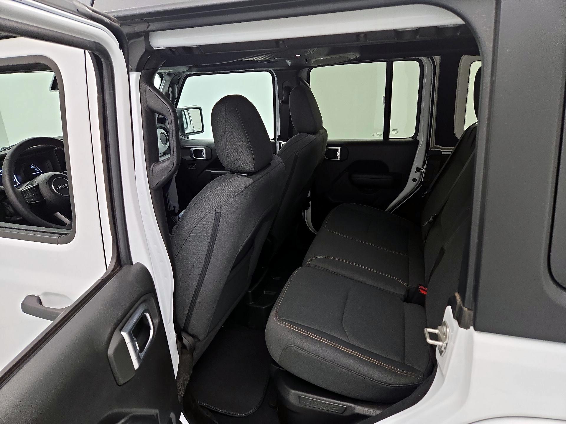 Thumbnail: 2024 Jeep Wrangler - 19