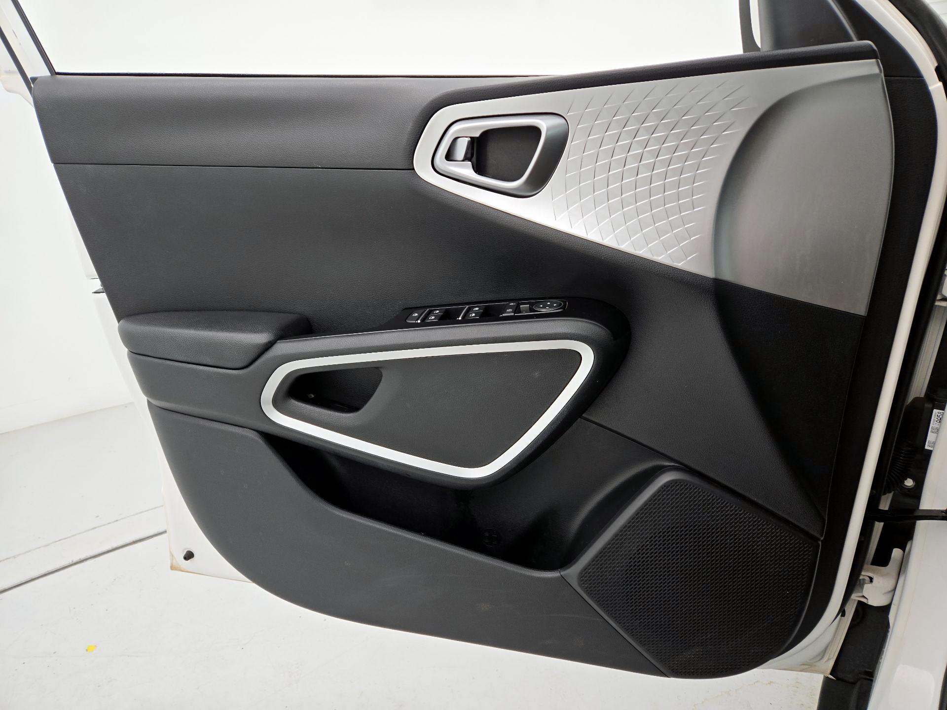 Thumbnail: 2022 Kia Soul - 12