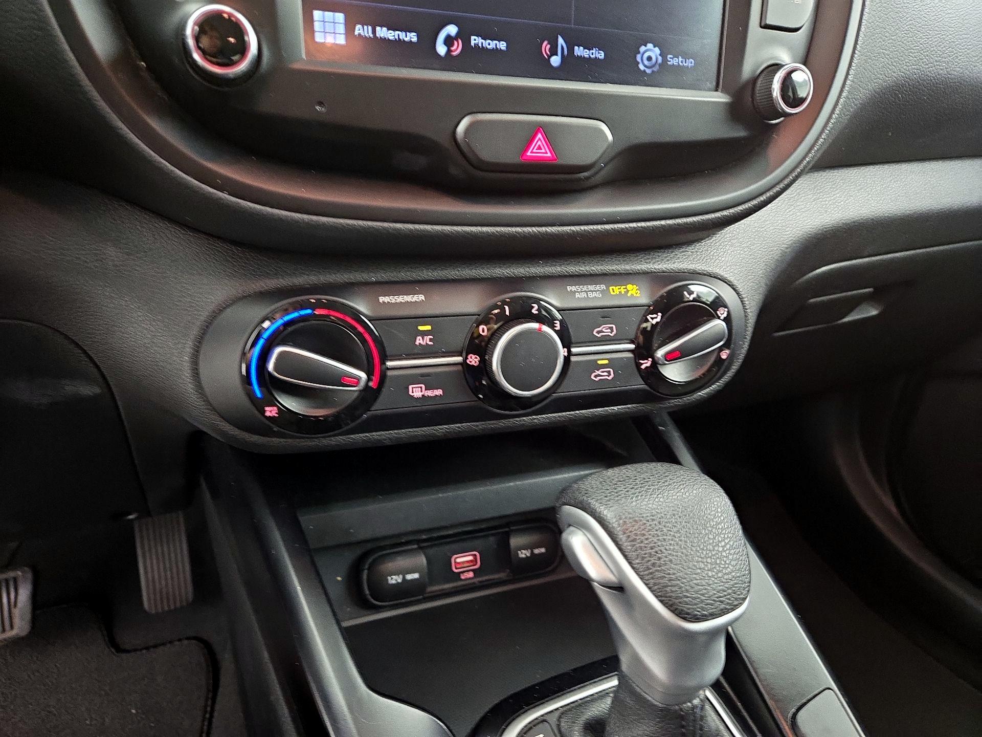 Thumbnail: 2022 Kia Soul - 16