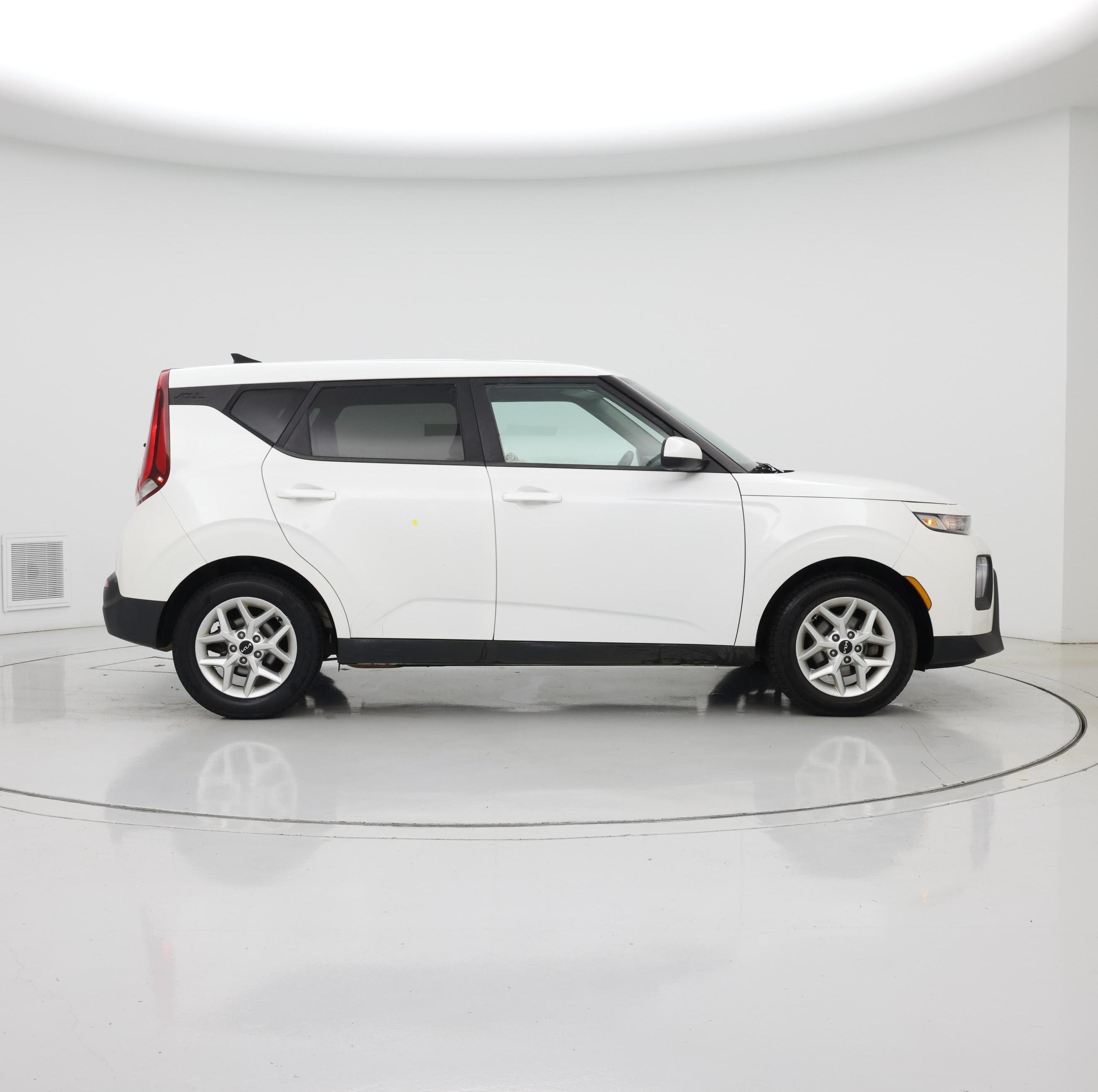 Thumbnail: 2022 Kia Soul - 7