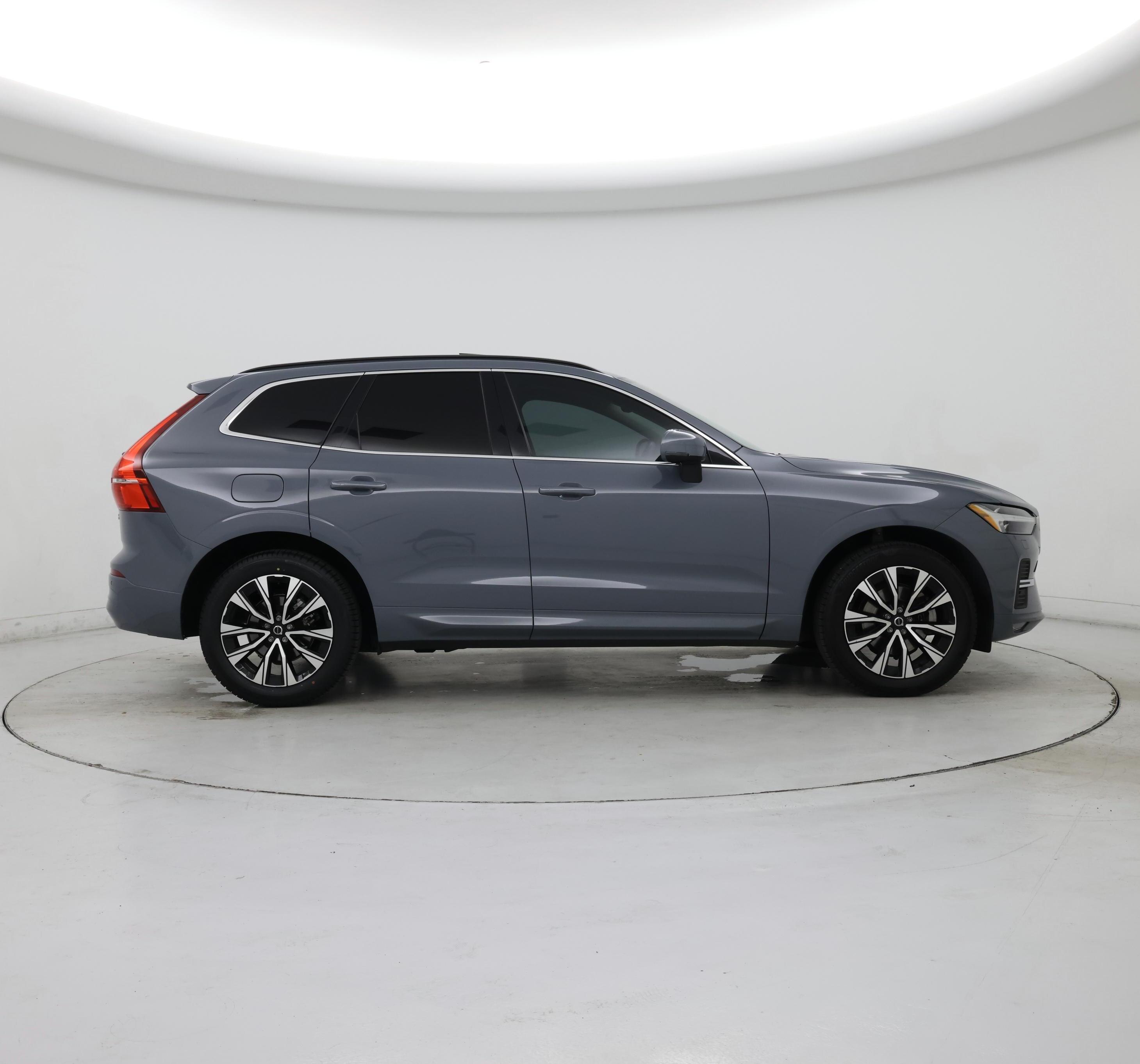 Thumbnail: 2023 Volvo XC60 - 7