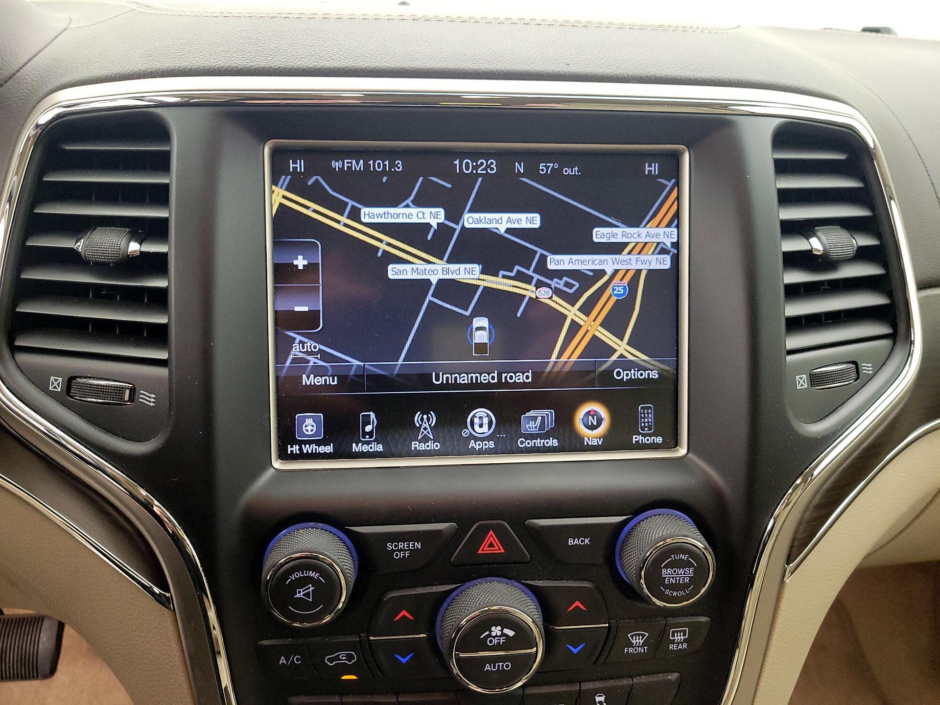 Thumbnail: 2017 Jeep Grand Cherokee - 14