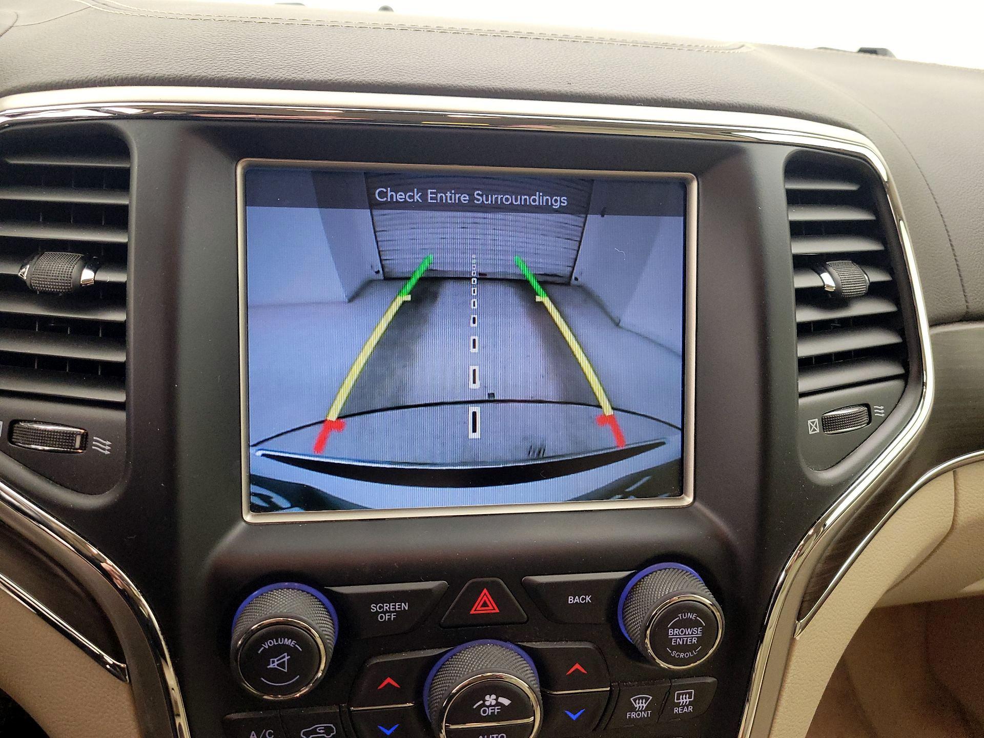 Thumbnail: 2017 Jeep Grand Cherokee - 15