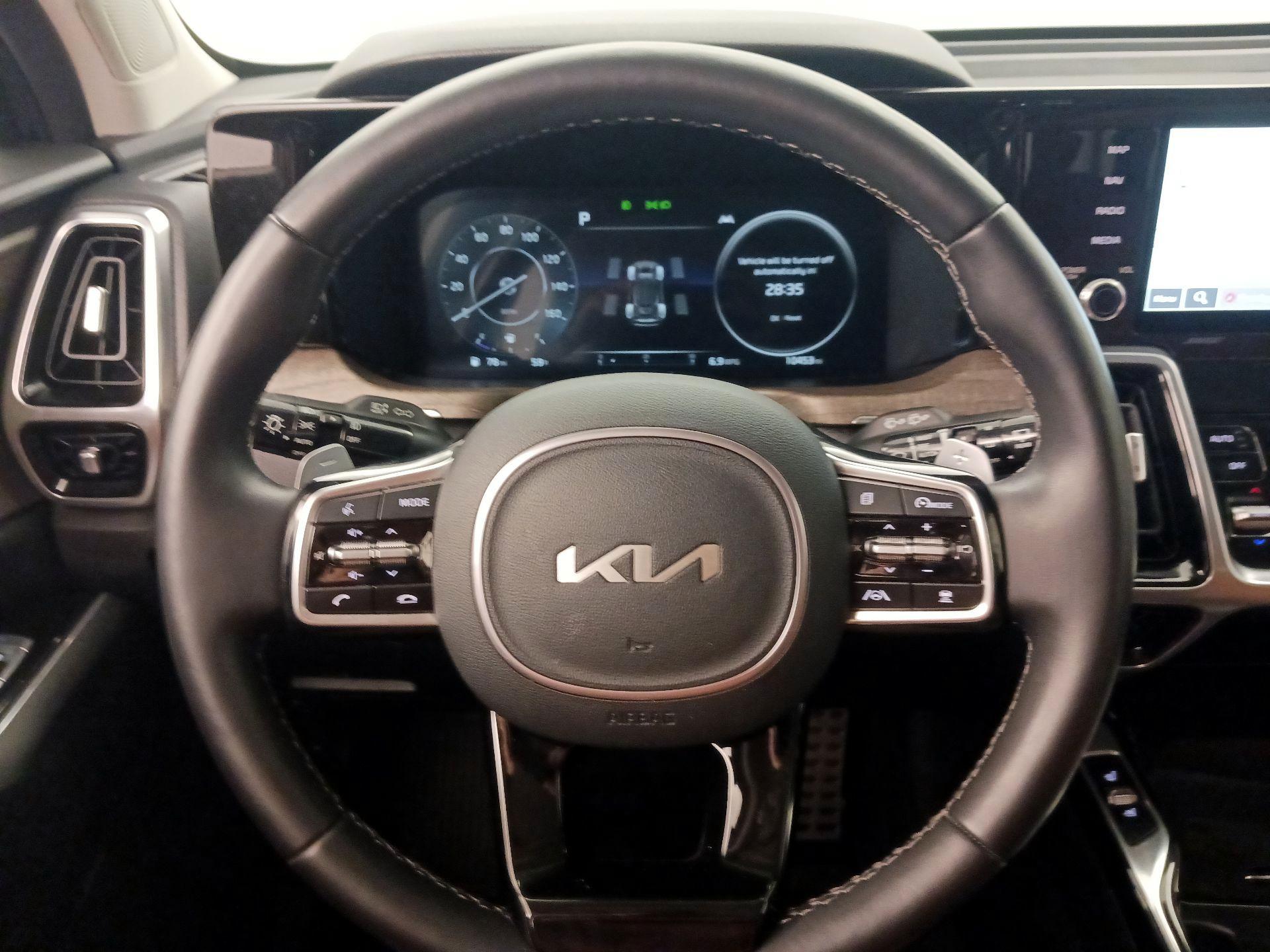 Thumbnail: 2023 Kia Sorento - 10