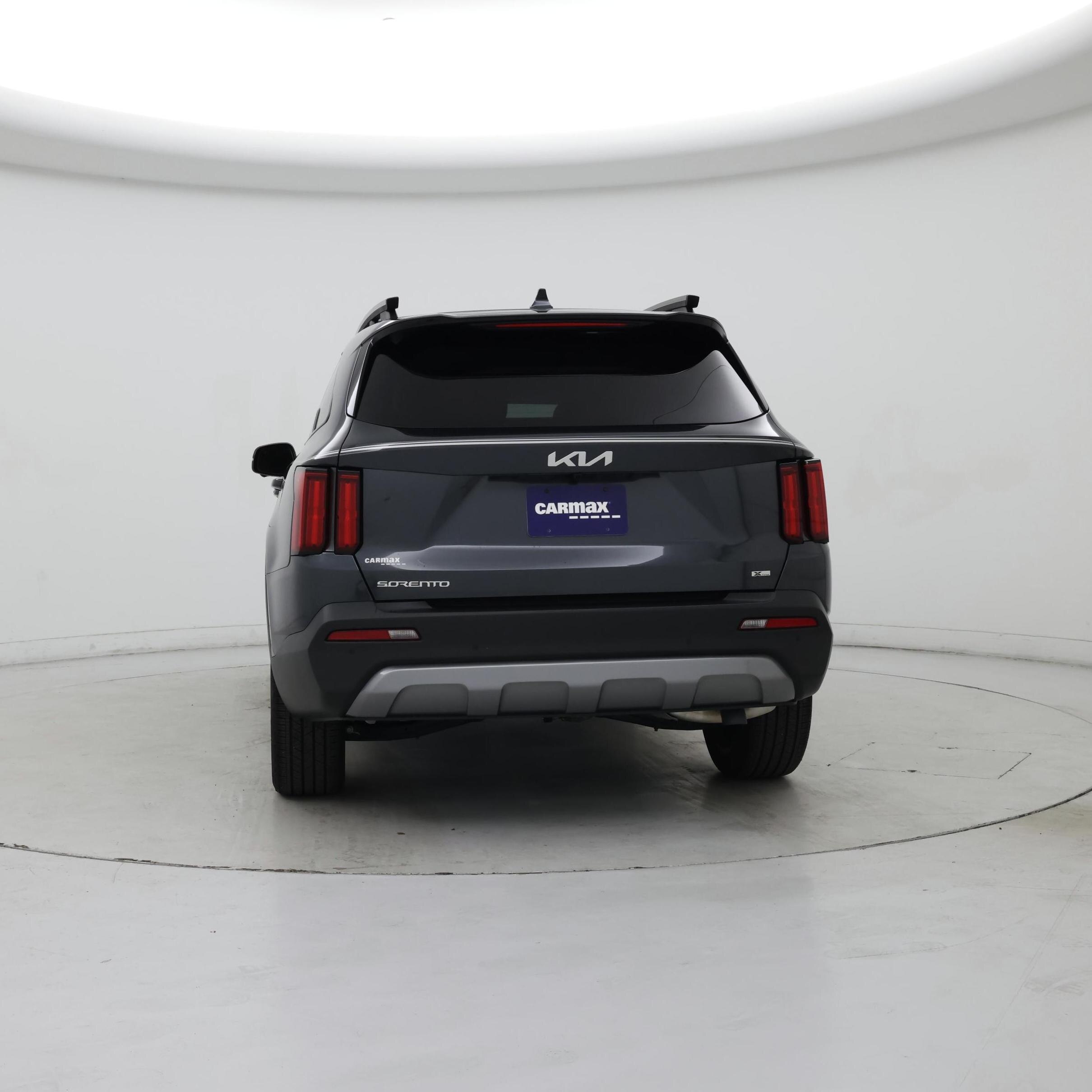 Thumbnail: 2023 Kia Sorento - 6